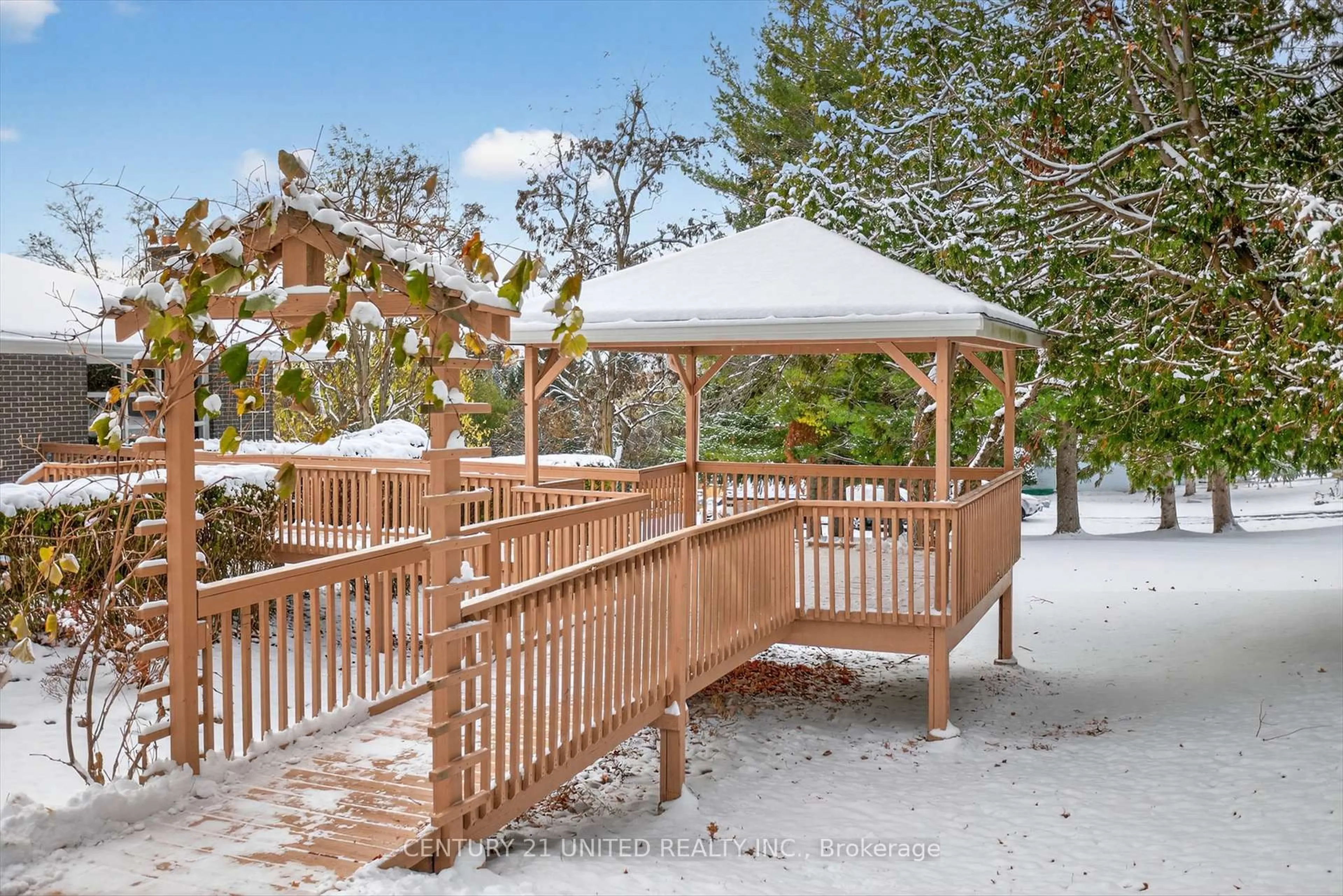 Patio, street for 1555 Stewart Line, Cavan Monaghan Ontario L0A 1C0