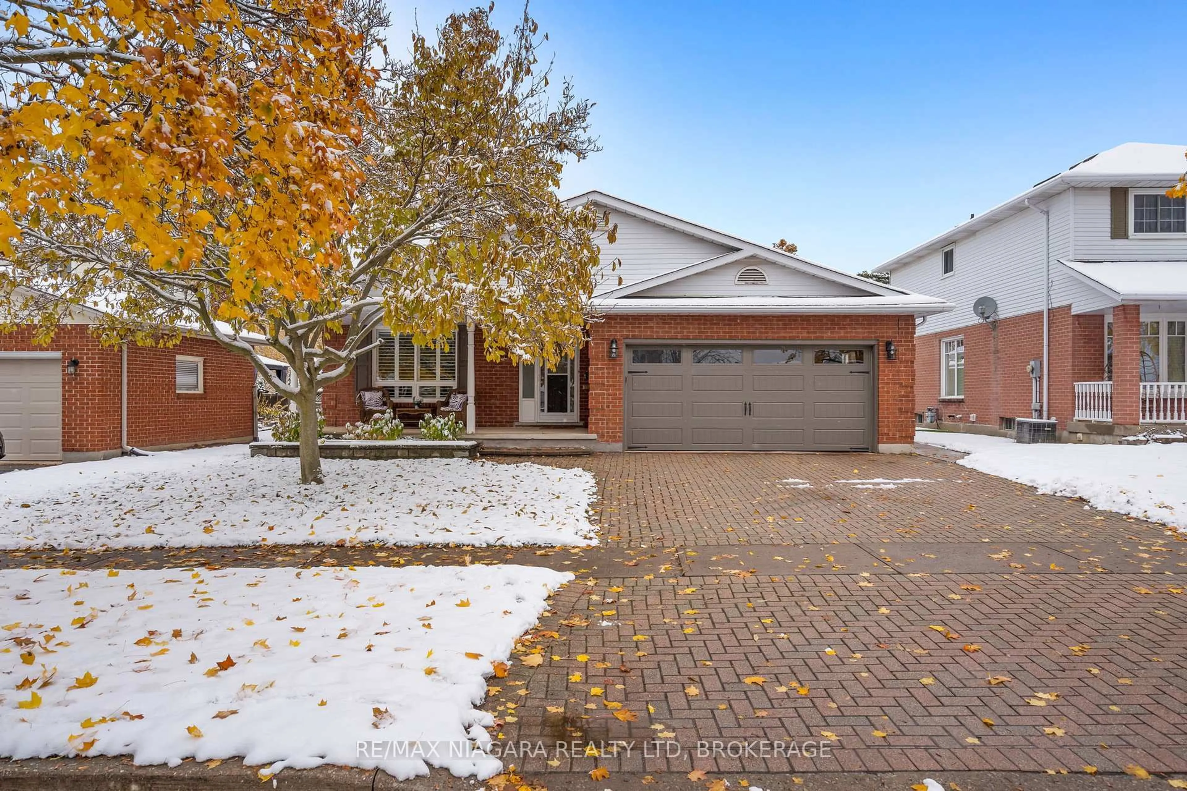 Home with brick exterior material, street for 22 Michelle Dr, St. Catharines Ontario L2S 3G7