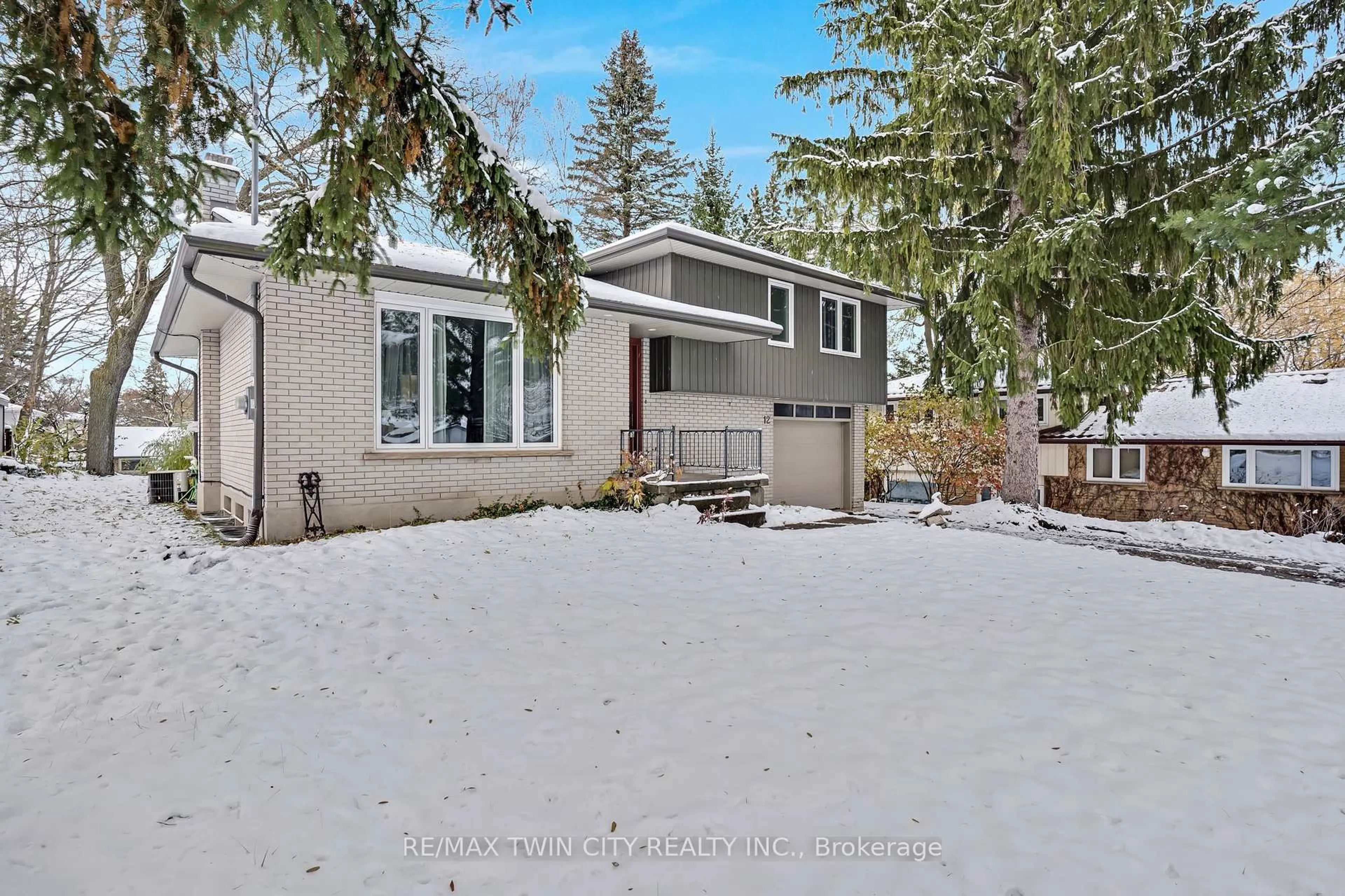 A pic from outside/outdoor area/front of a property/back of a property/a pic from drone, street for 12 Sycamore Pl, Kitchener Ontario N2M 4G1