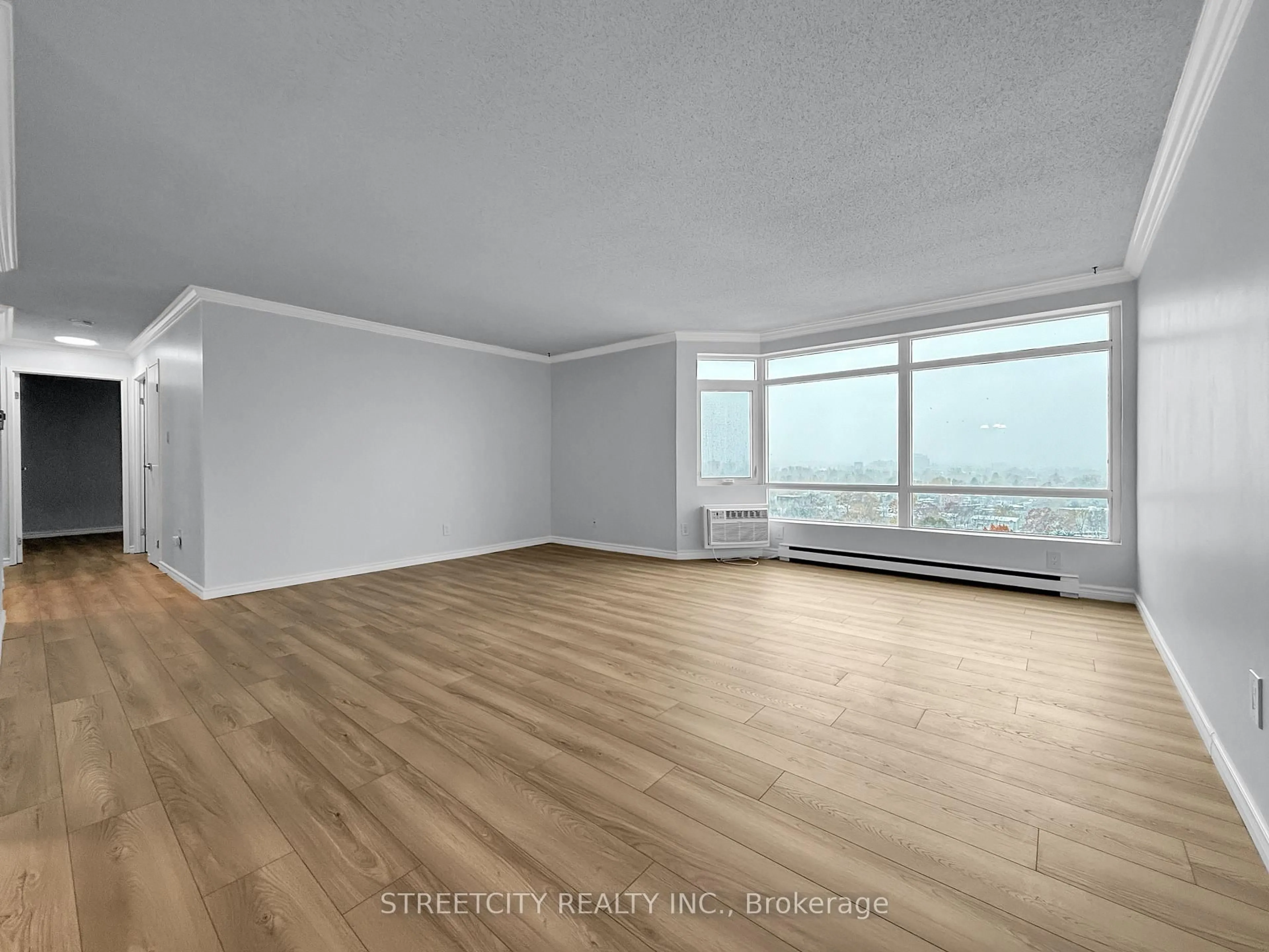 A pic of a room for 45 Pond Mills Rd #1714, London South Ontario N5Z 4W5