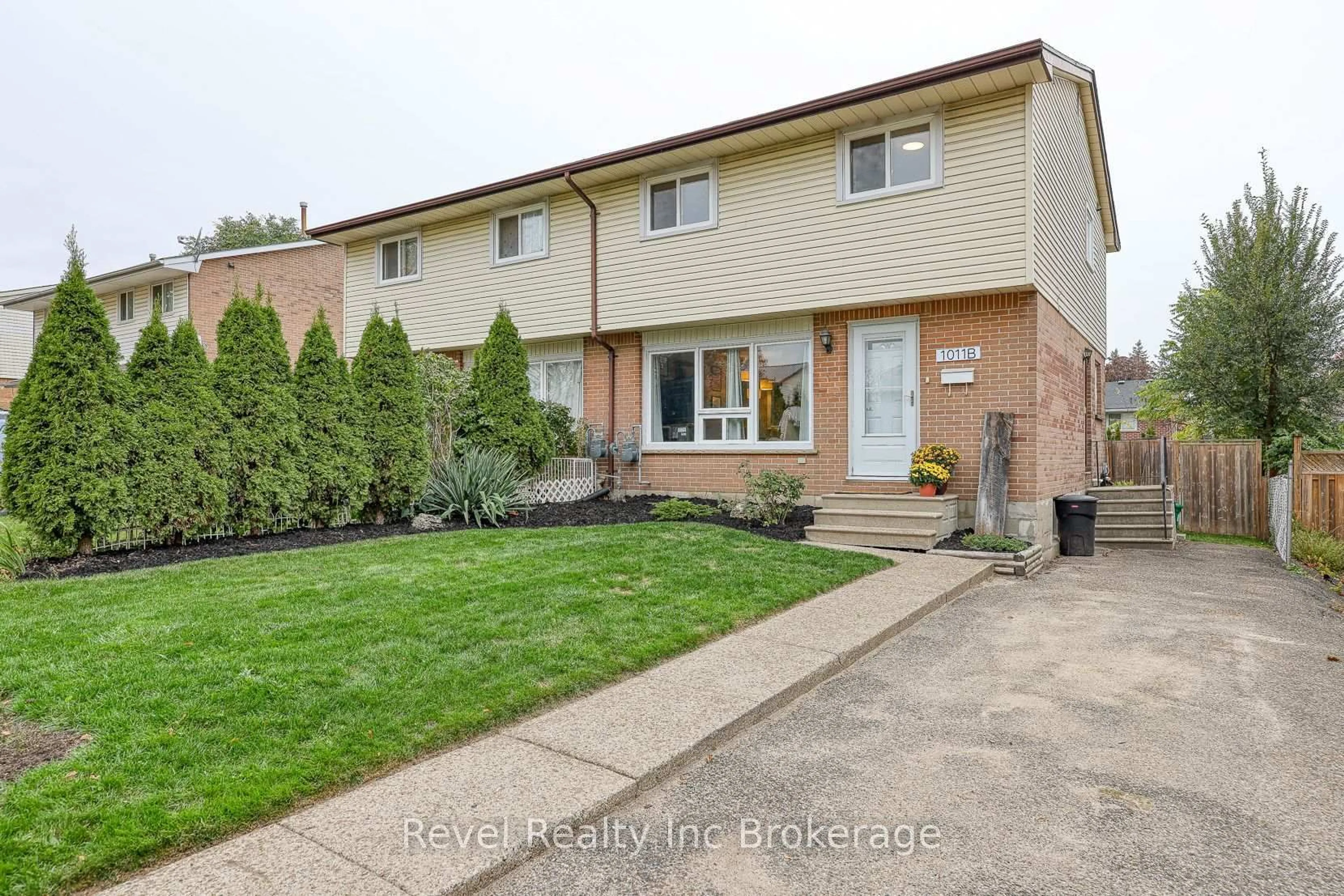 Unknown for 1011B Vanier Ave, Woodstock Ontario N4S 4K5