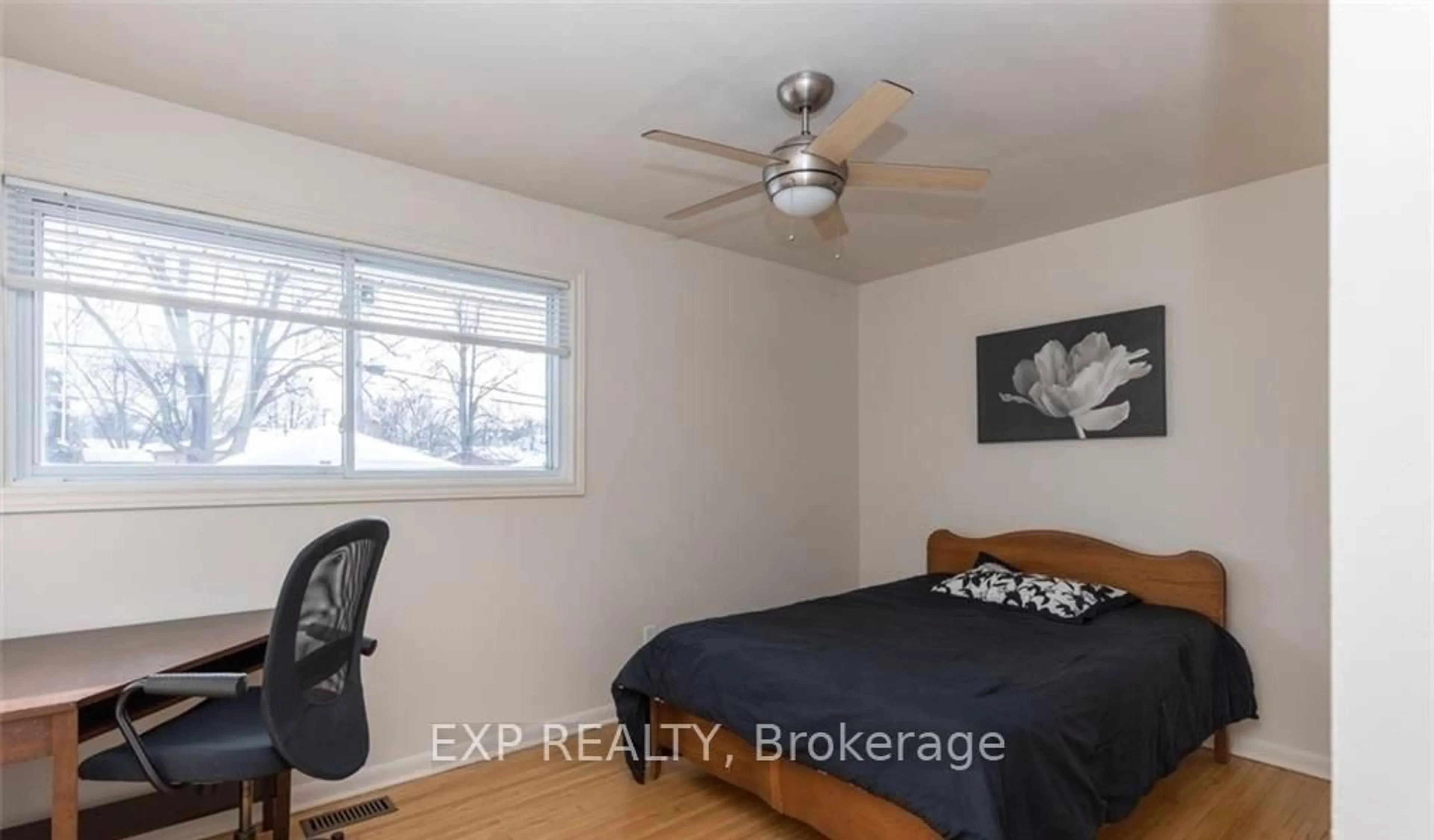 A pic of a room for 53 Madeira Dr, London East Ontario N5V 2M3