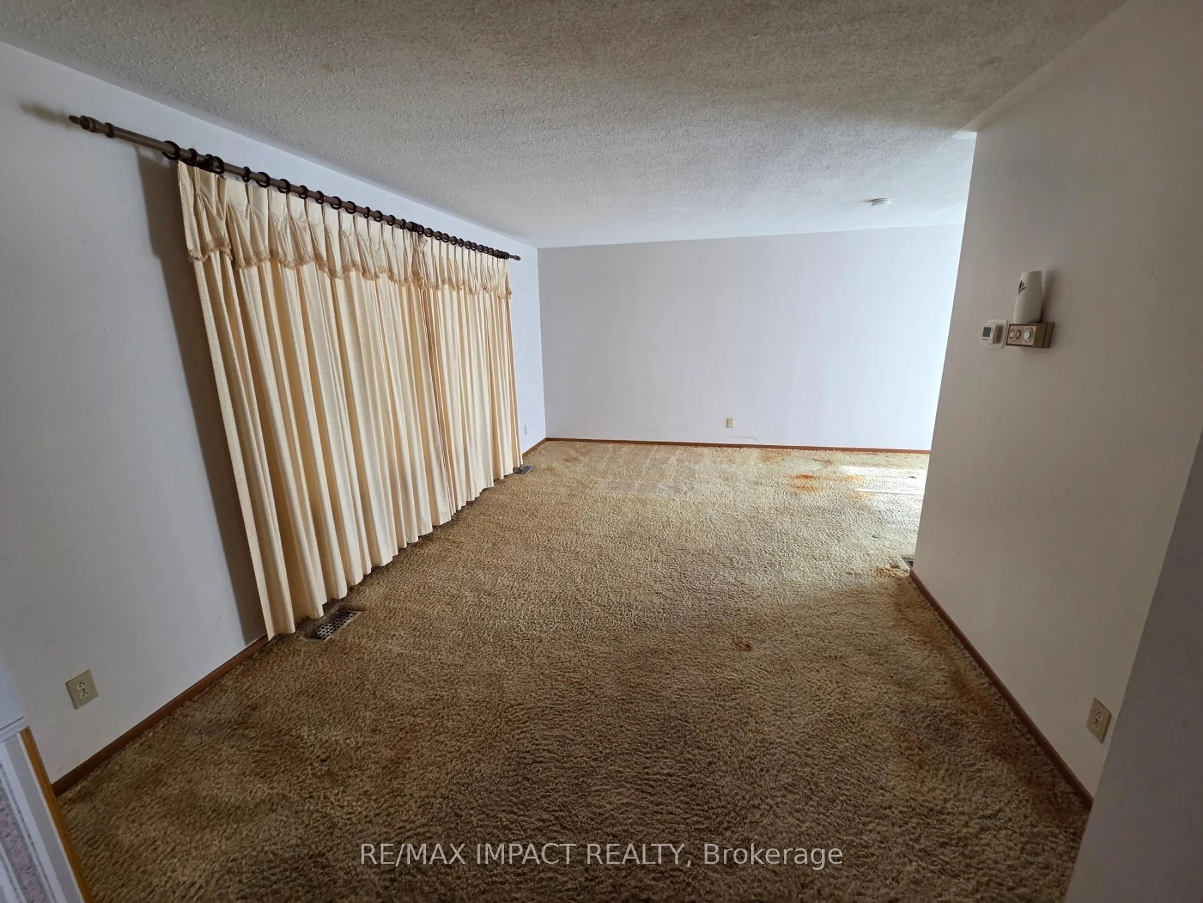 A pic of a room for 147 Burns Ave, Quinte West Ontario K8N 4Z2