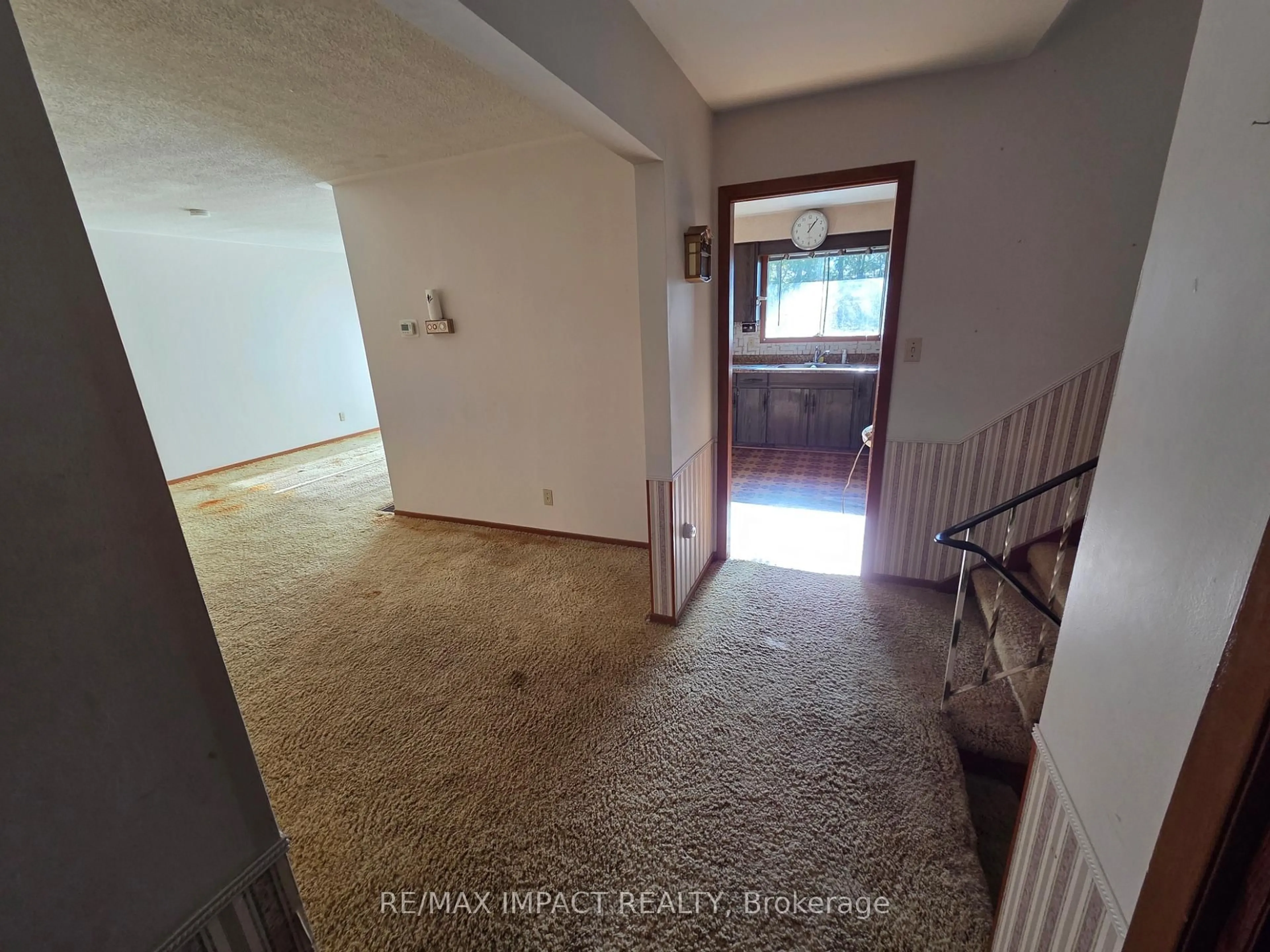 A pic of a room for 147 Burns Ave, Quinte West Ontario K8N 4Z2