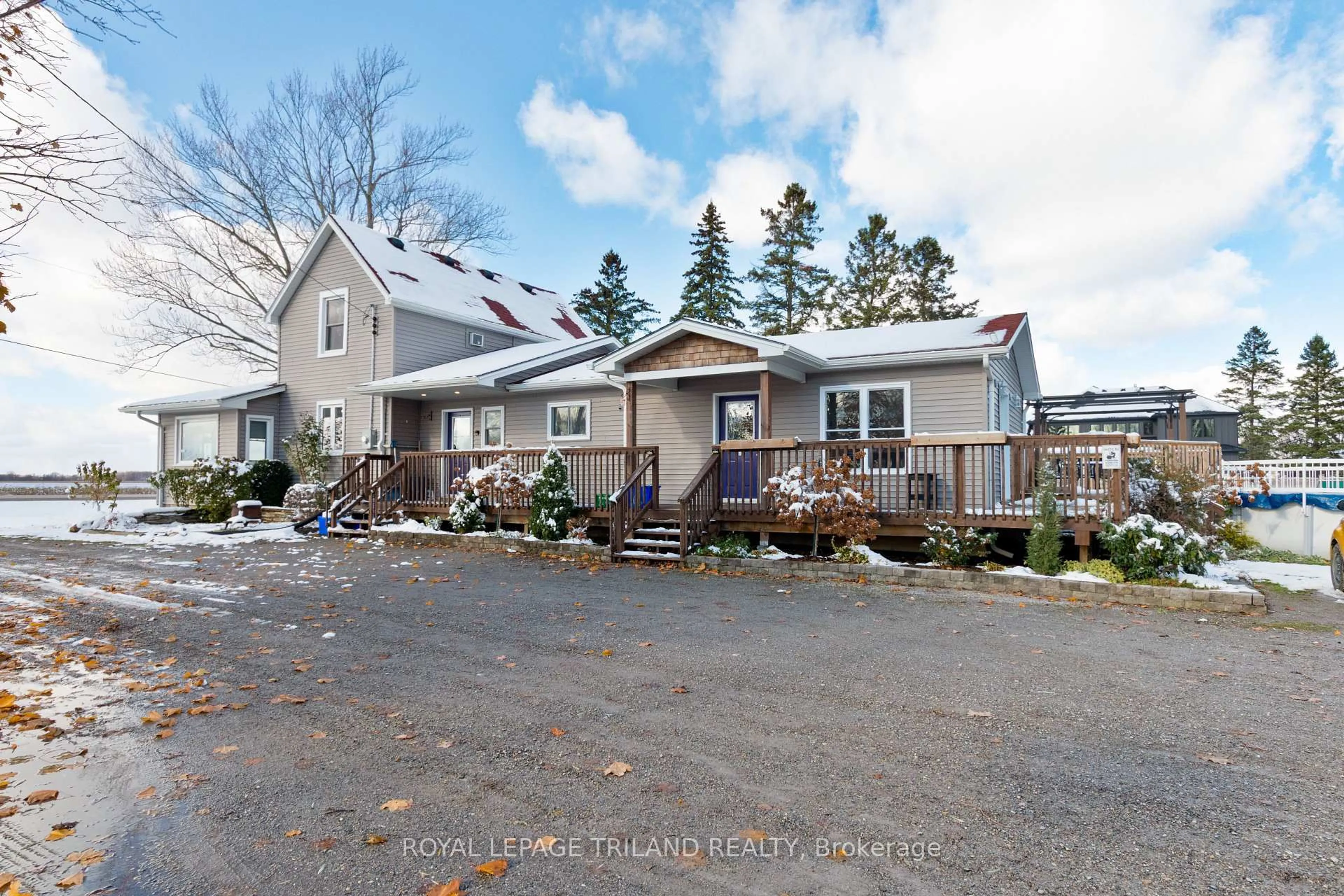 A pic from outside/outdoor area/front of a property/back of a property/a pic from drone, street for 9664 Belmont Rd, Central Elgin Ontario N5P 3S7