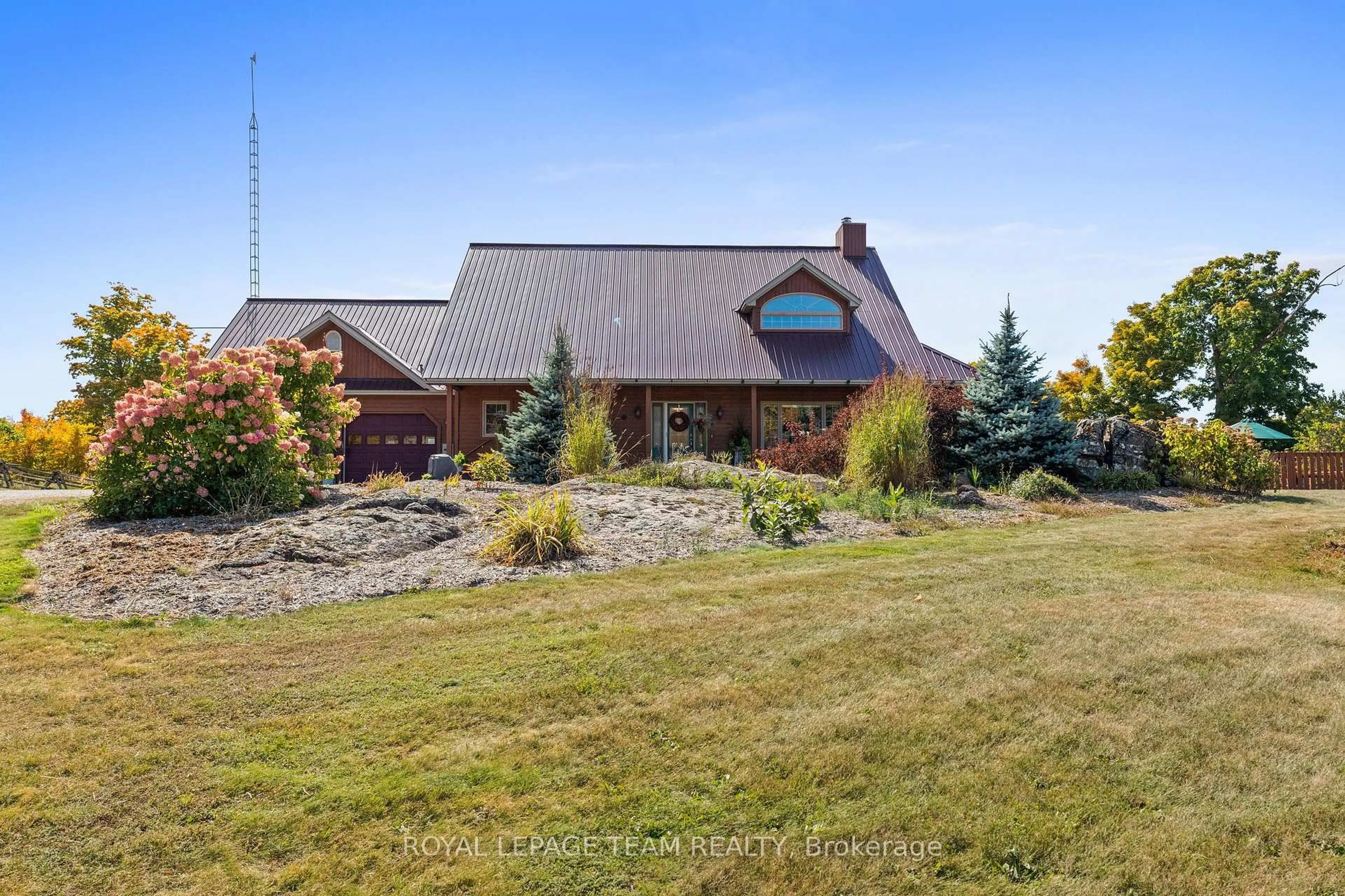 A pic from outside/outdoor area/front of a property/back of a property/a pic from drone, unknown for 4173 Elphin-Maberly Rd, Snow Road Station Ontario K0H 2R0