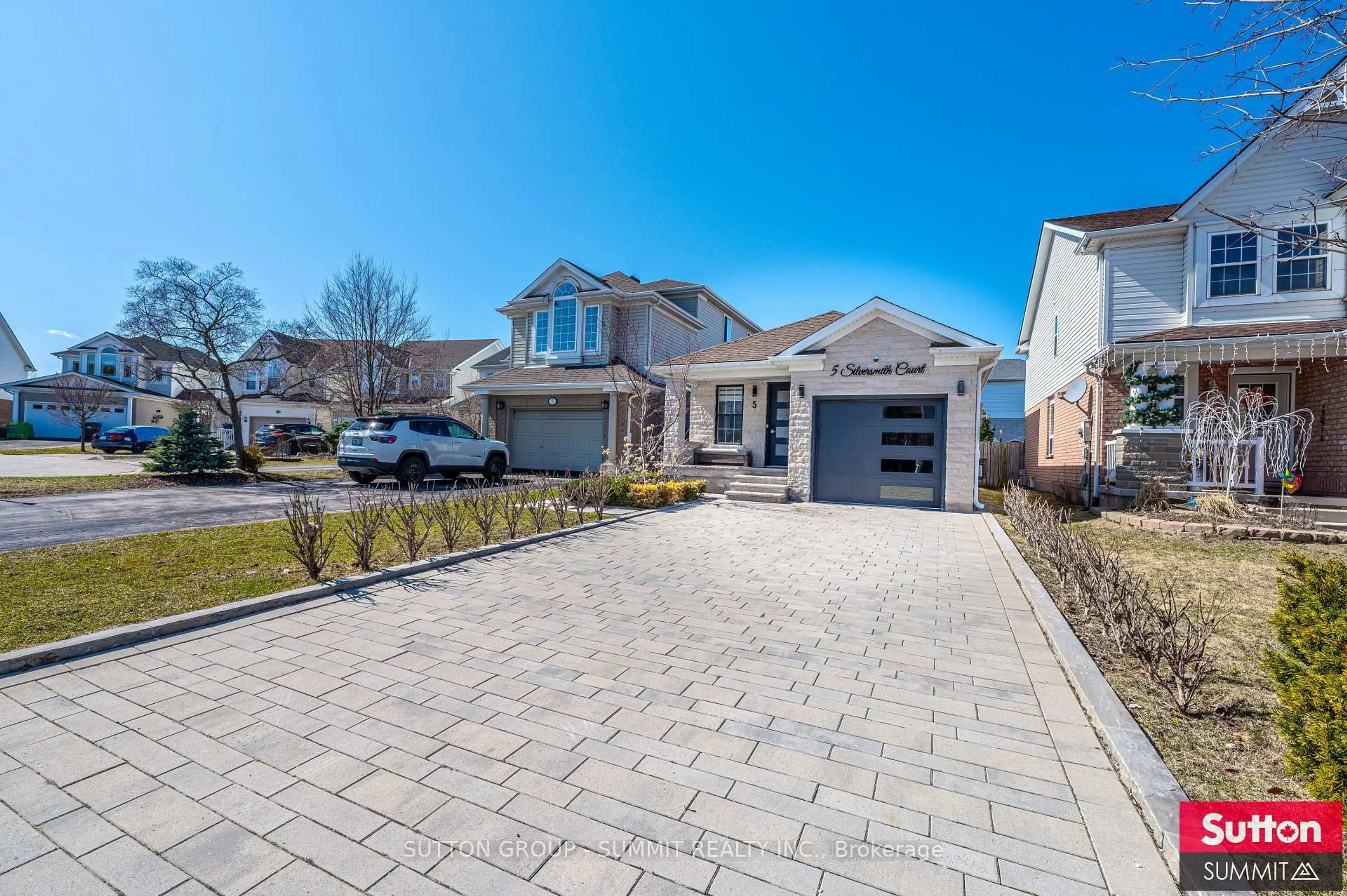 Home with brick exterior material, street for 5 Silversmith Crt, Guelph Ontario N1G 5C1