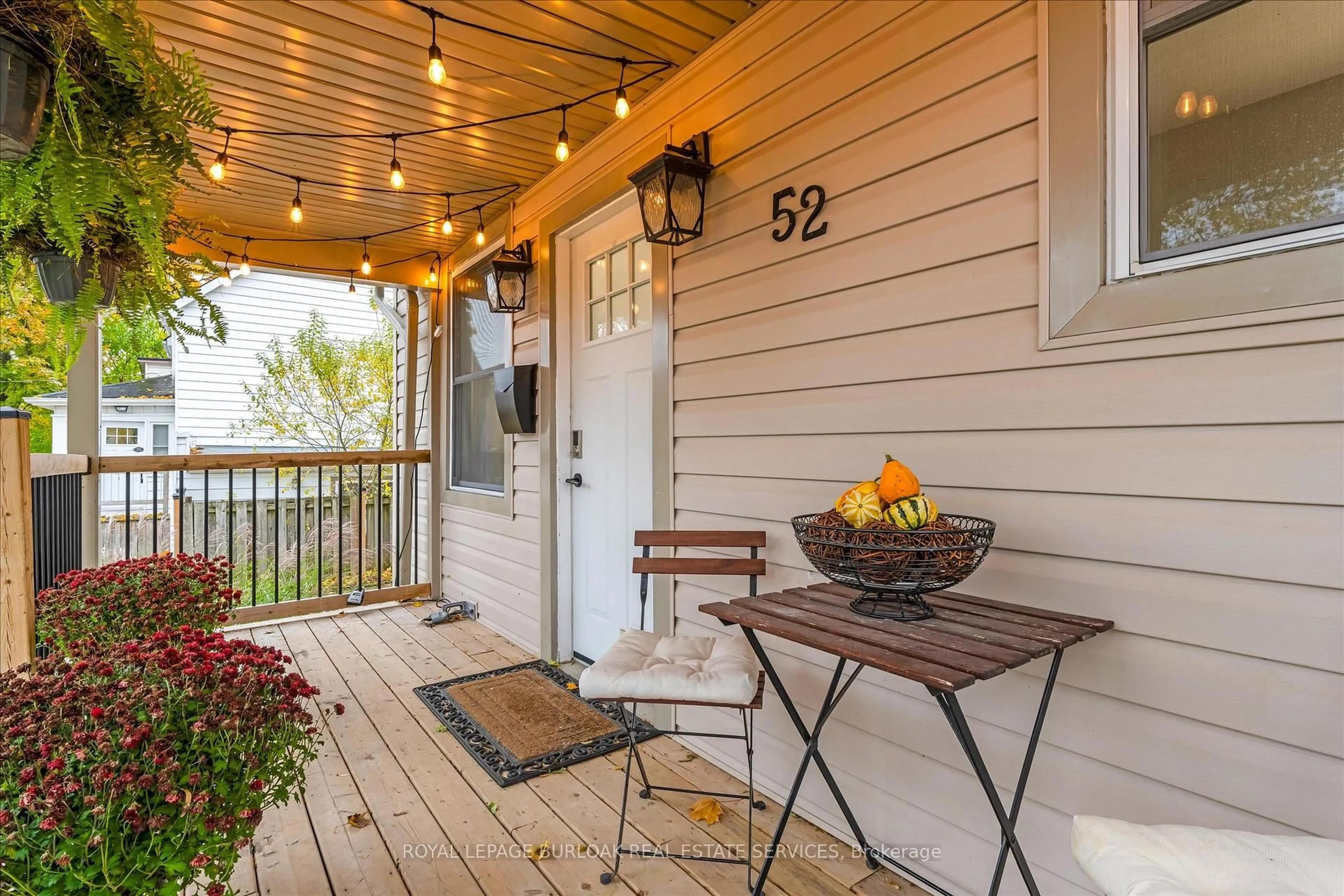 Patio, street for 52 Junkin St, St. Catharines Ontario L2R 1N6