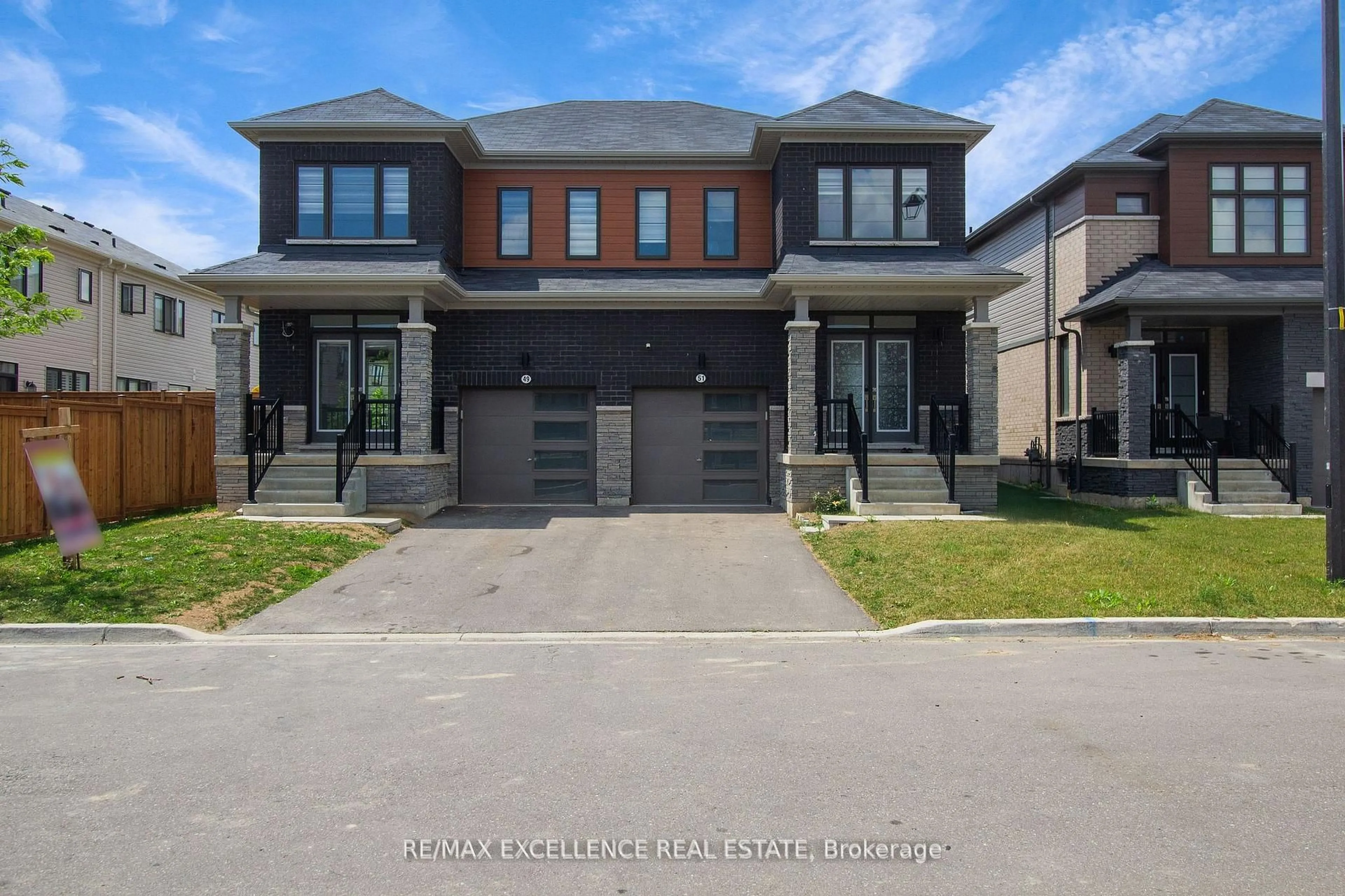 Home with brick exterior material, street for 49 MALCOLM Cres, Haldimand Ontario N3W 0E9