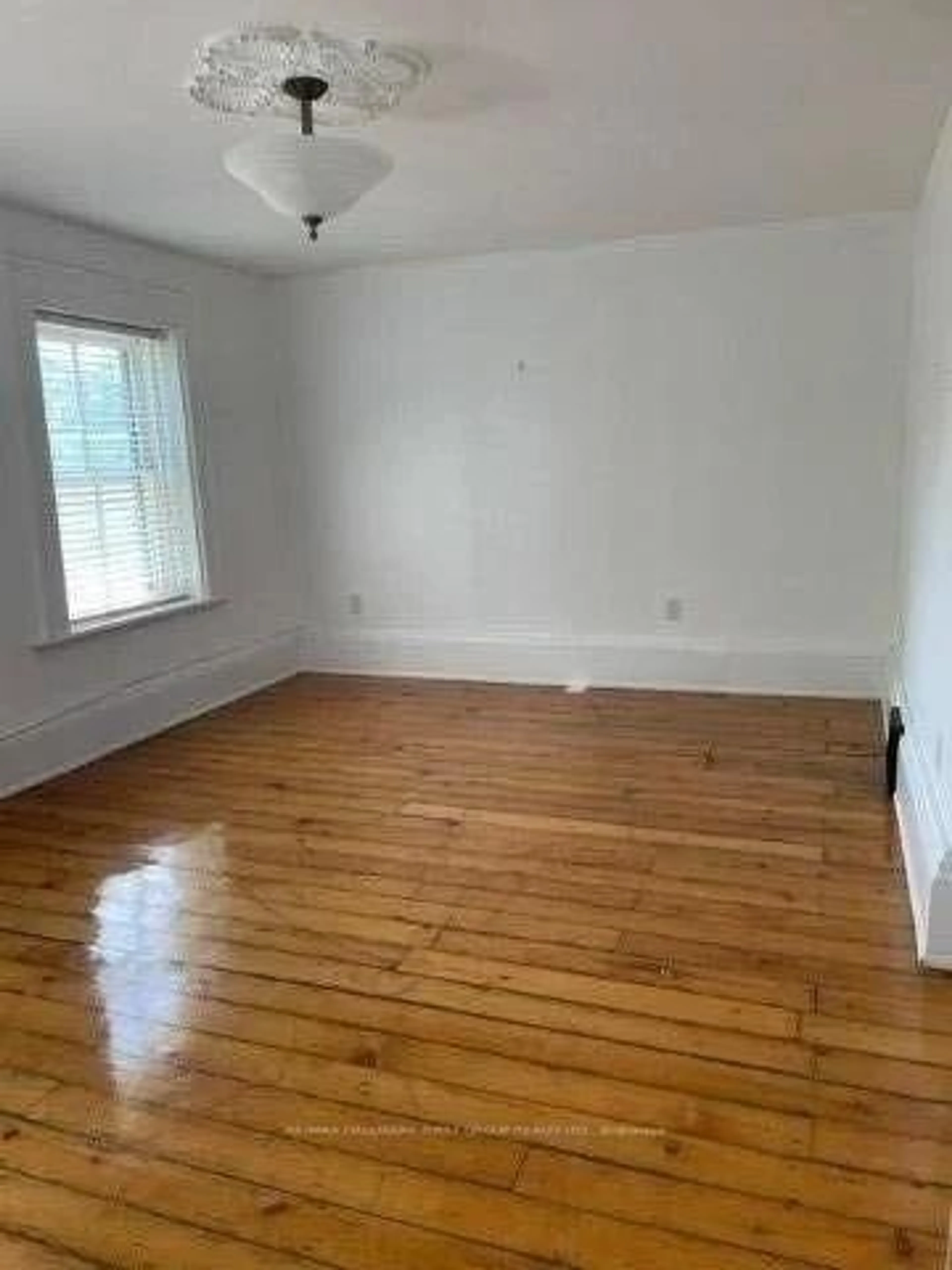 A pic of a room for 378 King St, Cobourg Ontario K9A 2N7