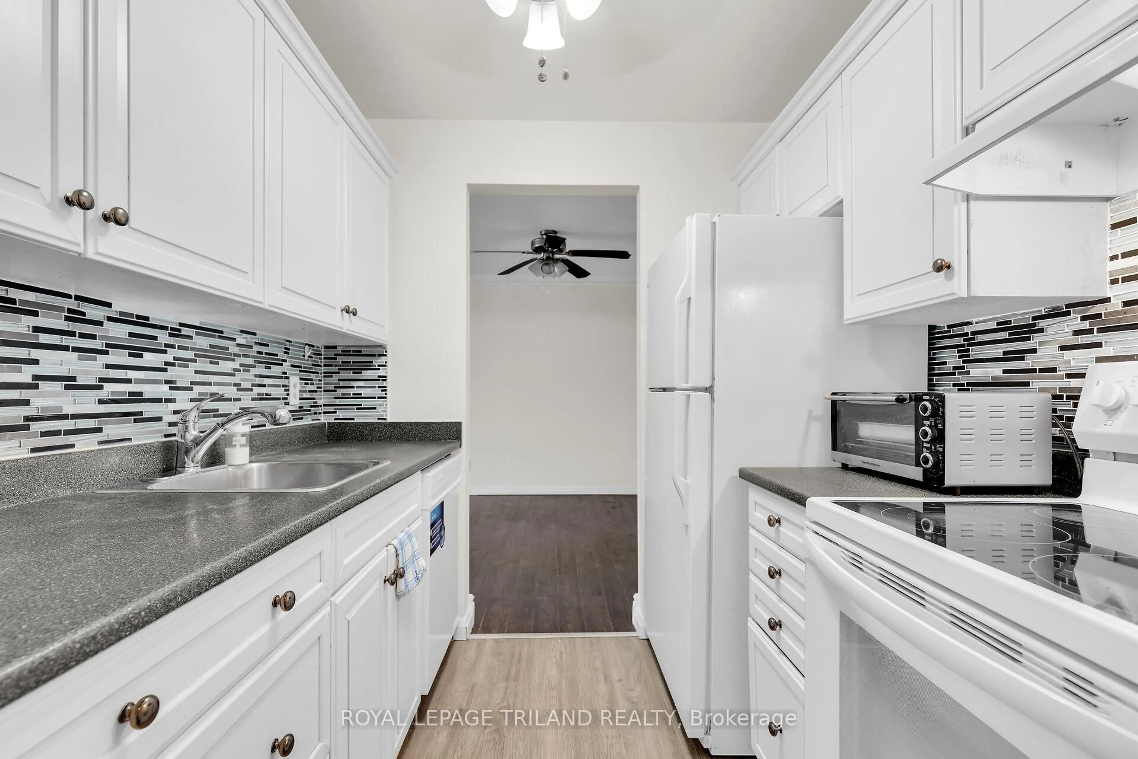 Standard kitchen, unknown for 737 Deveron Cres #310, London South Ontario N5Z 4X9