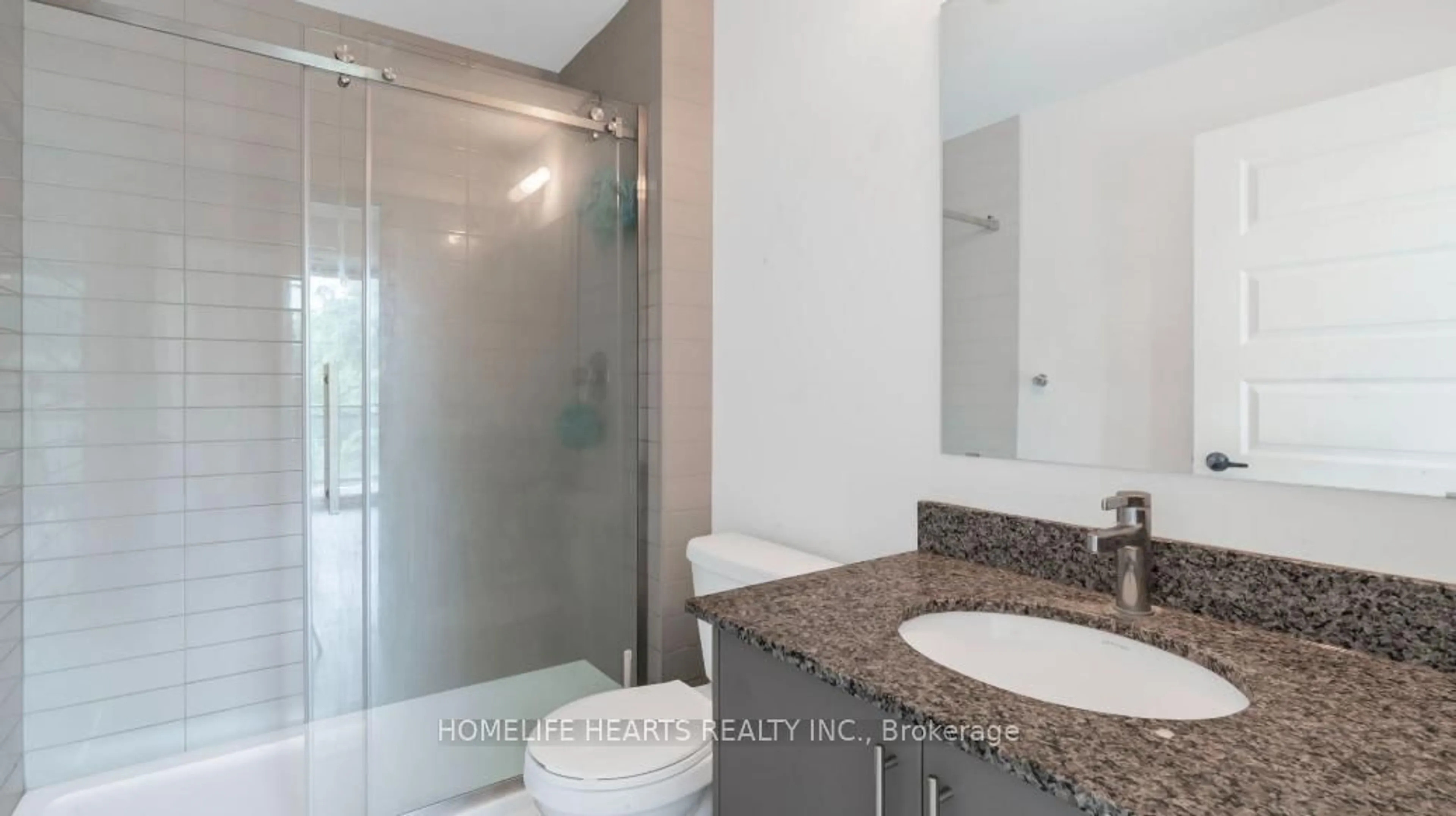 Standard bathroom, ceramic/tile floor for 107 Roger St #404, Waterloo Ontario N2J 0G3