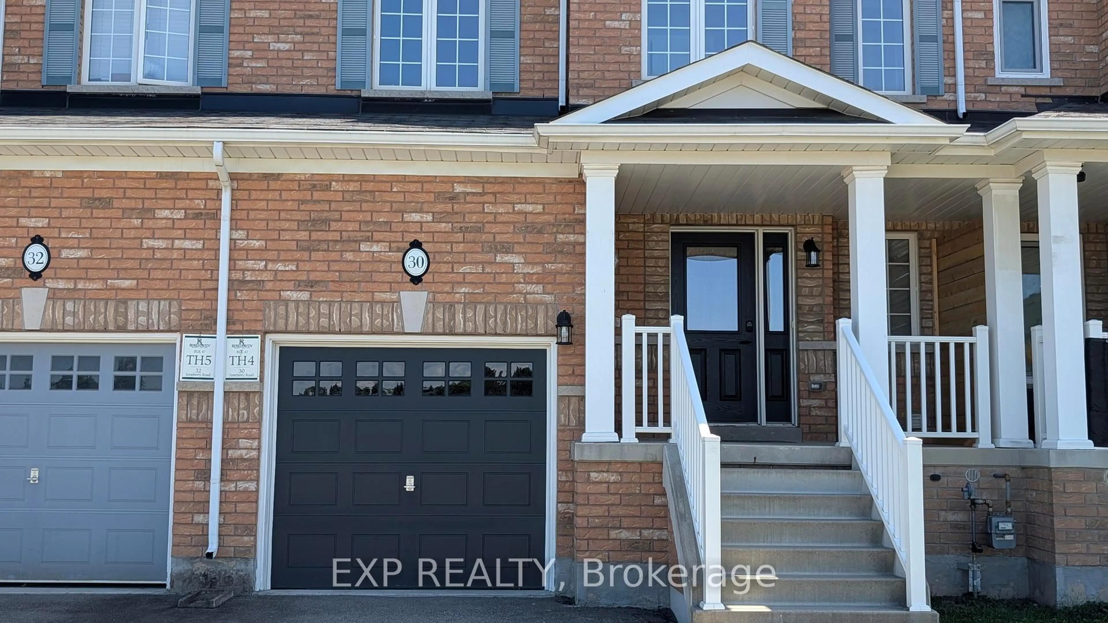 Home with brick exterior material, street for 30 Juneberry Rd, Thorold Ontario L2V 0B2