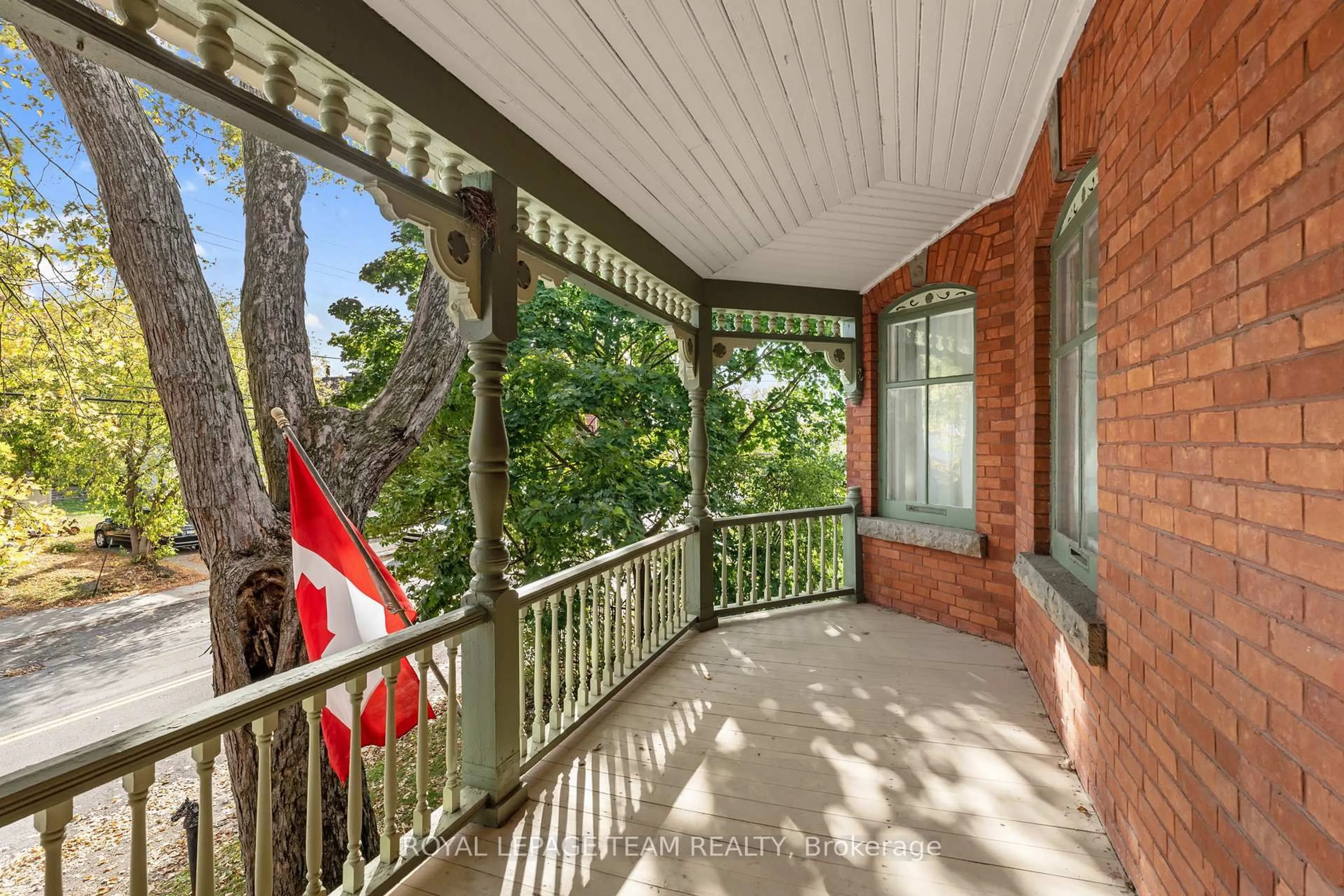 Patio, street for 6722 Rideau Valley Dr, Kars Ontario K0A 2E0