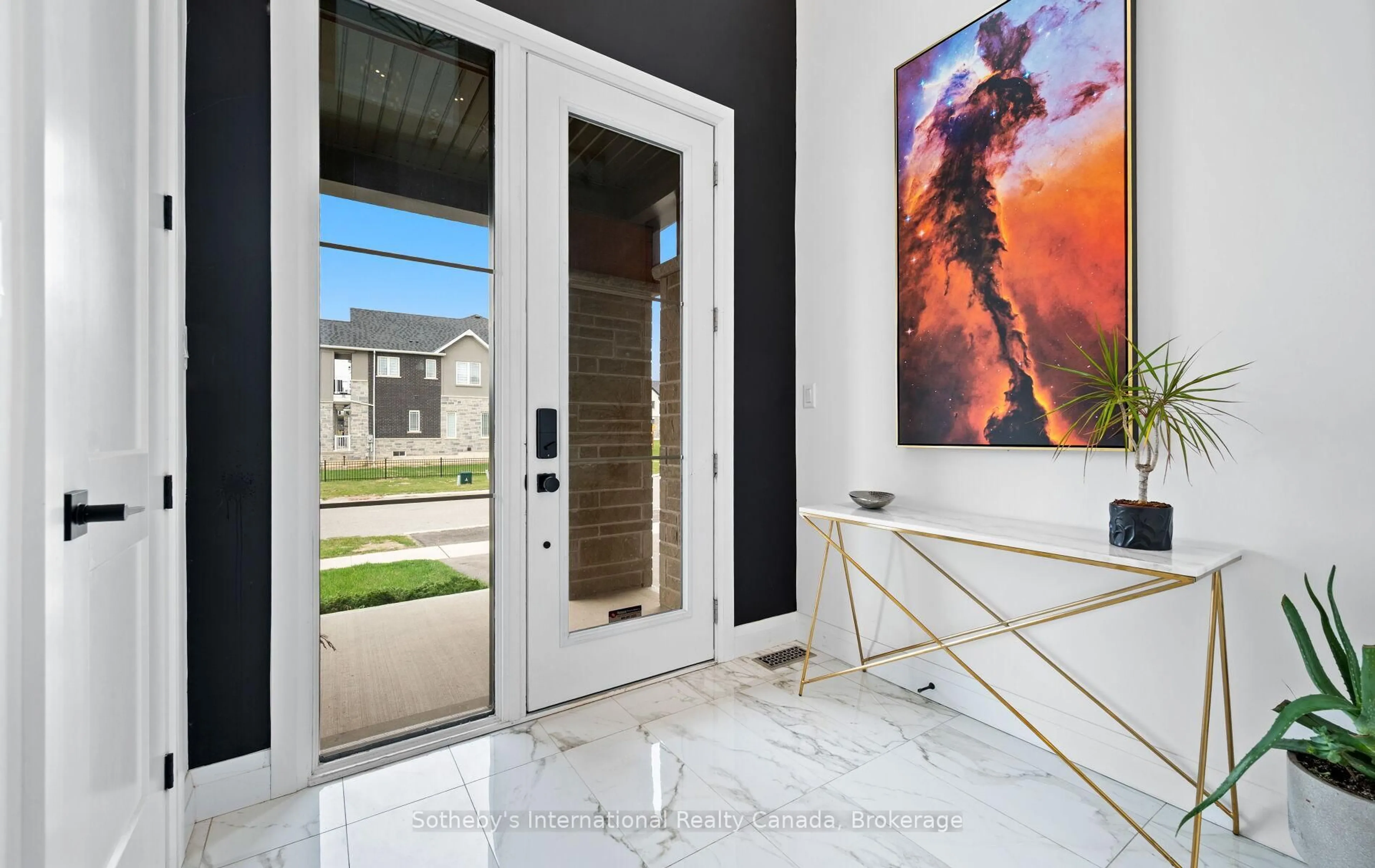 Indoor entryway for 131 Daugaard Ave, Brant Ontario N3L 0L6