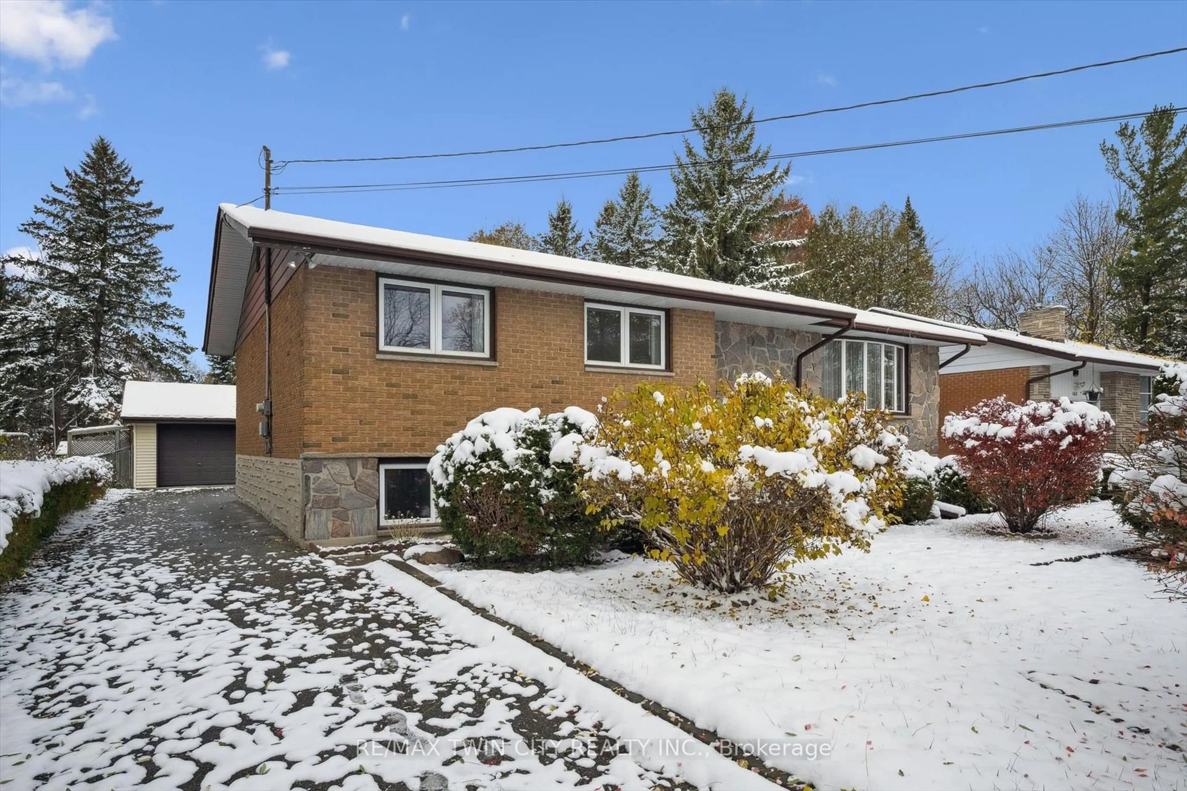 Home with brick exterior material, street for 172 Abraham St, Cambridge Ontario N3H 1H5