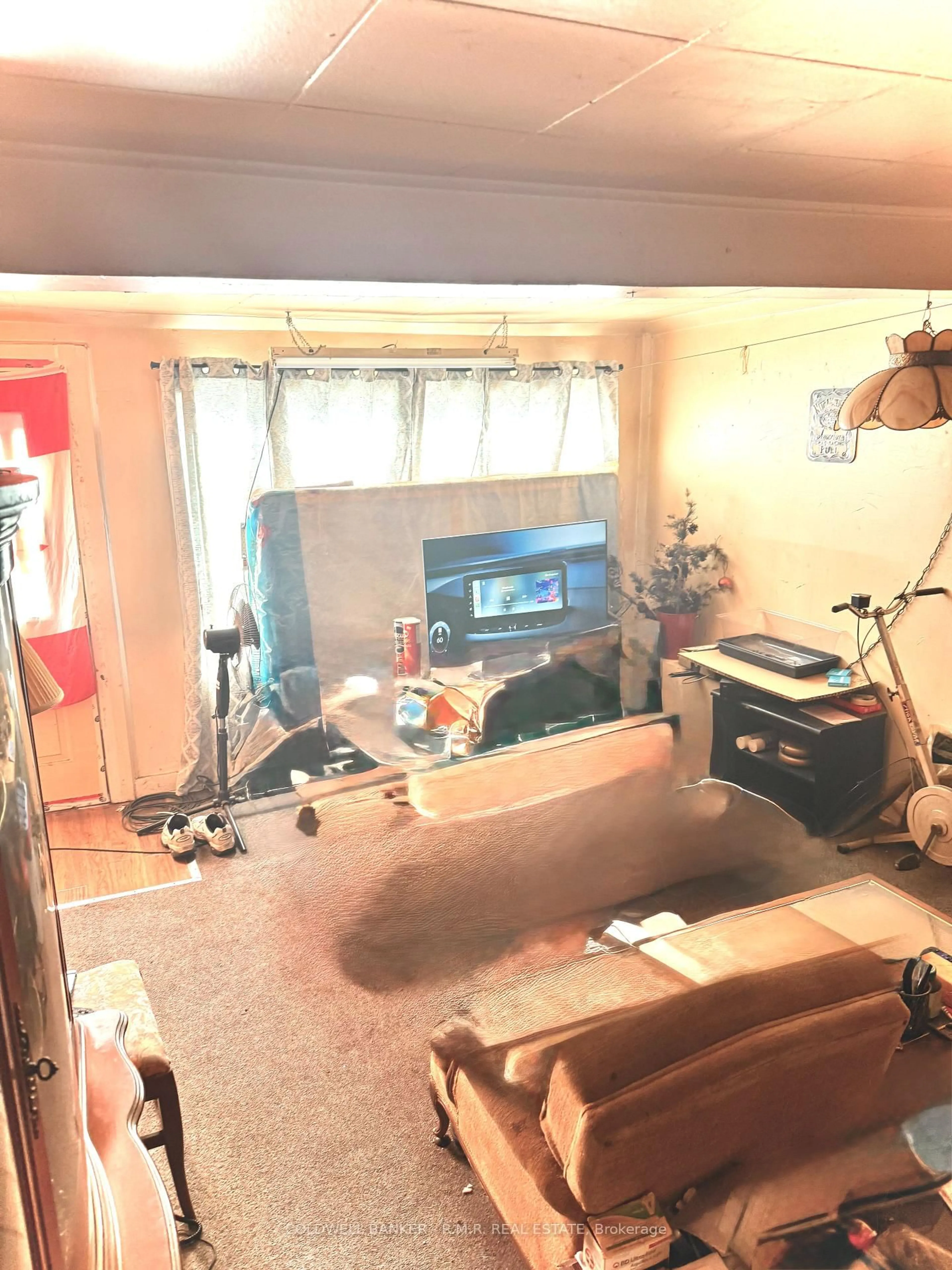 A pic of a room for 40 Queen St, Kawartha Lakes Ontario K9V 1S4