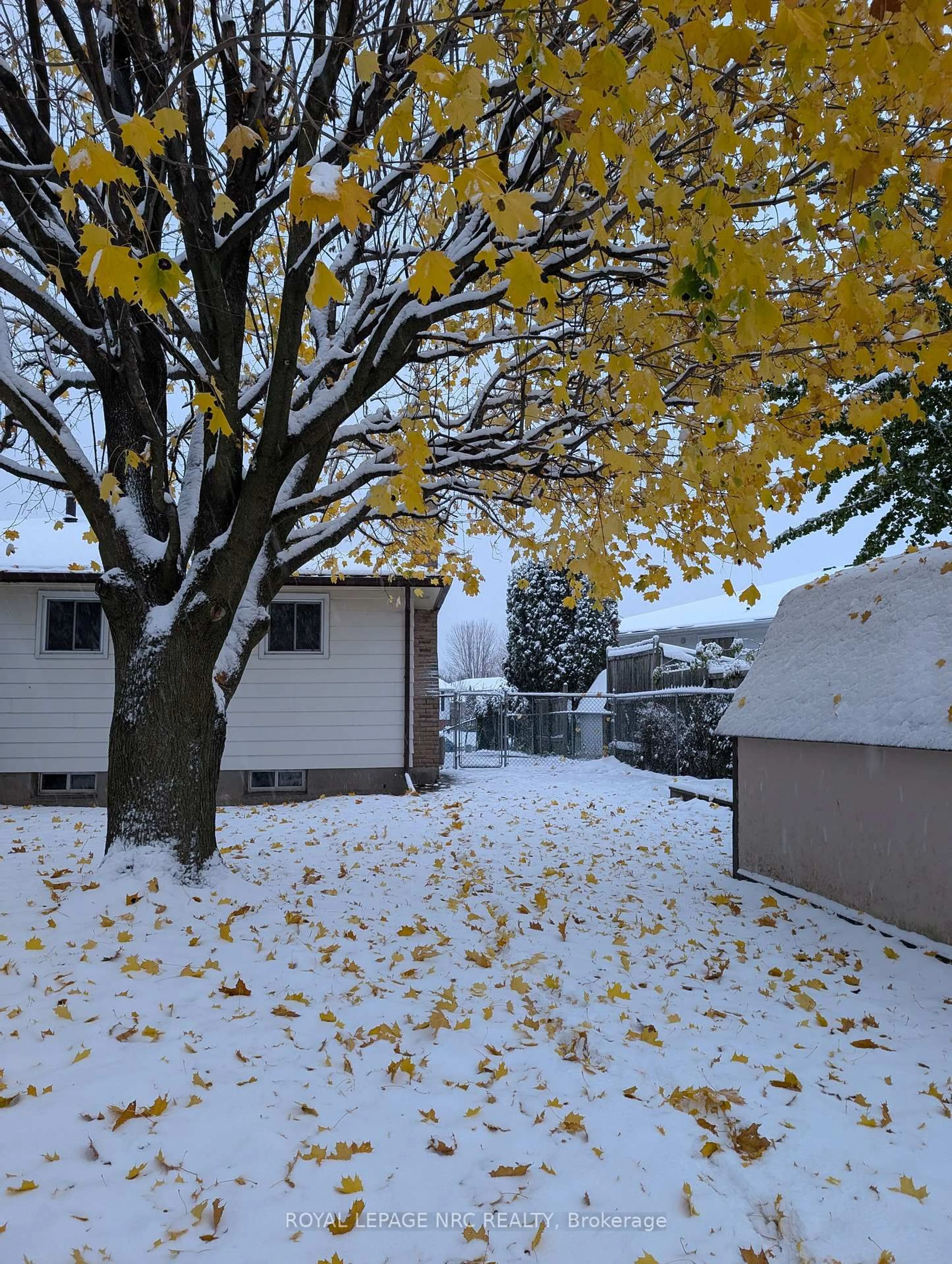 Unknown for 7623 Ronnie Cres, Niagara Falls Ontario L2G 7M1