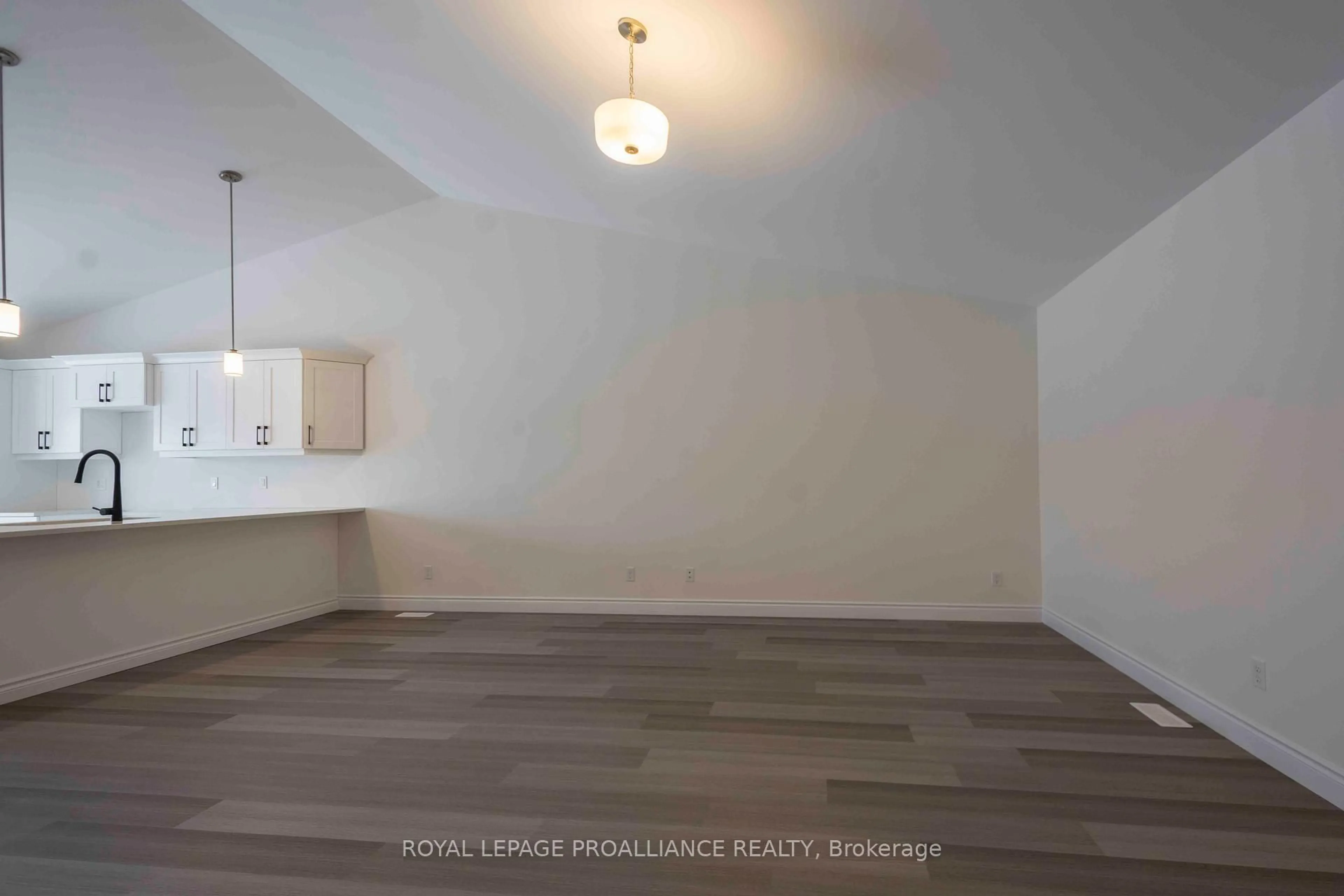 A pic of a room for 119 Farrington Cres, Prince Edward County Ontario K0K 2T0