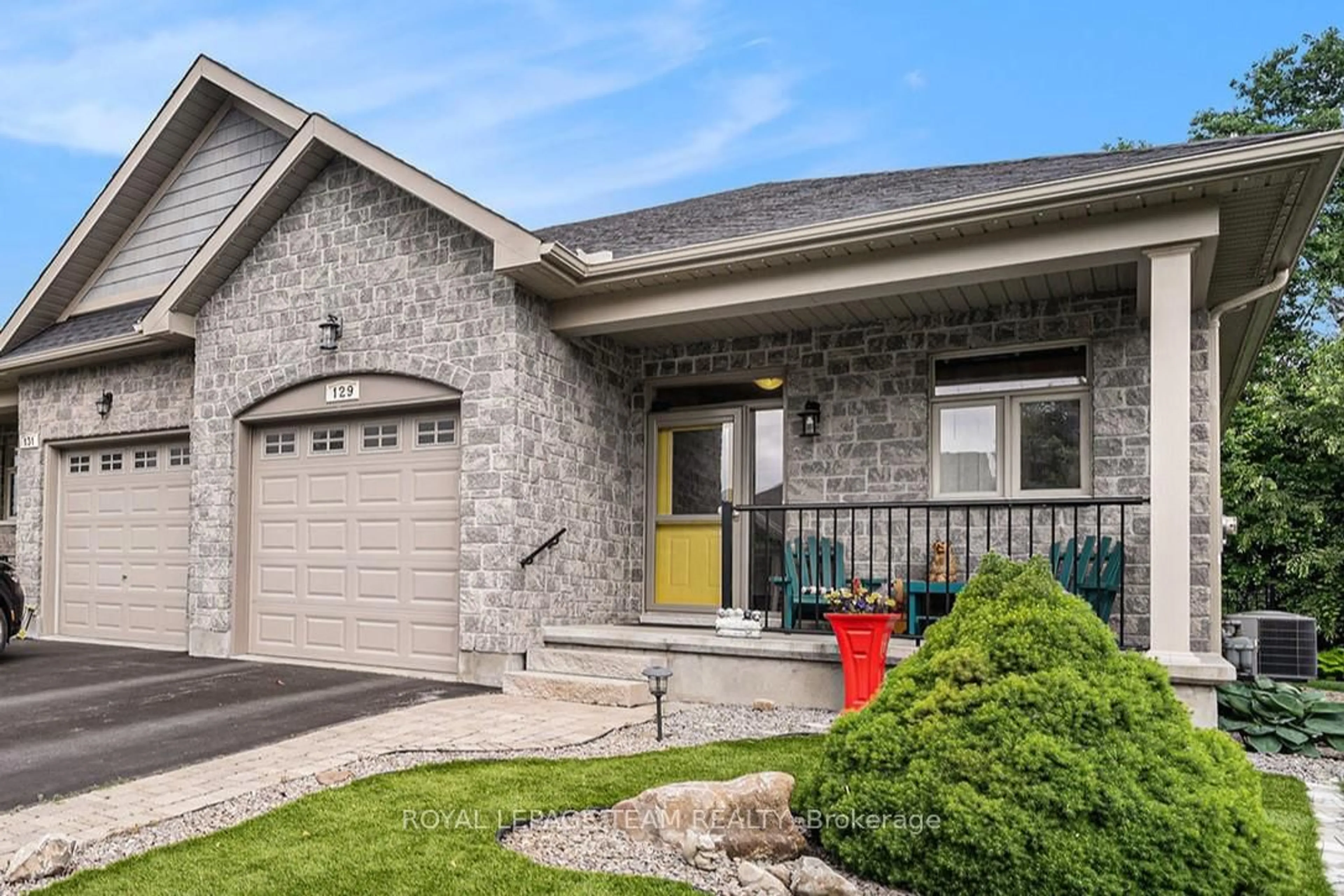 Home with brick exterior material, street for 129 Tradewinds Cres, North Grenville Ontario K0G 1J0