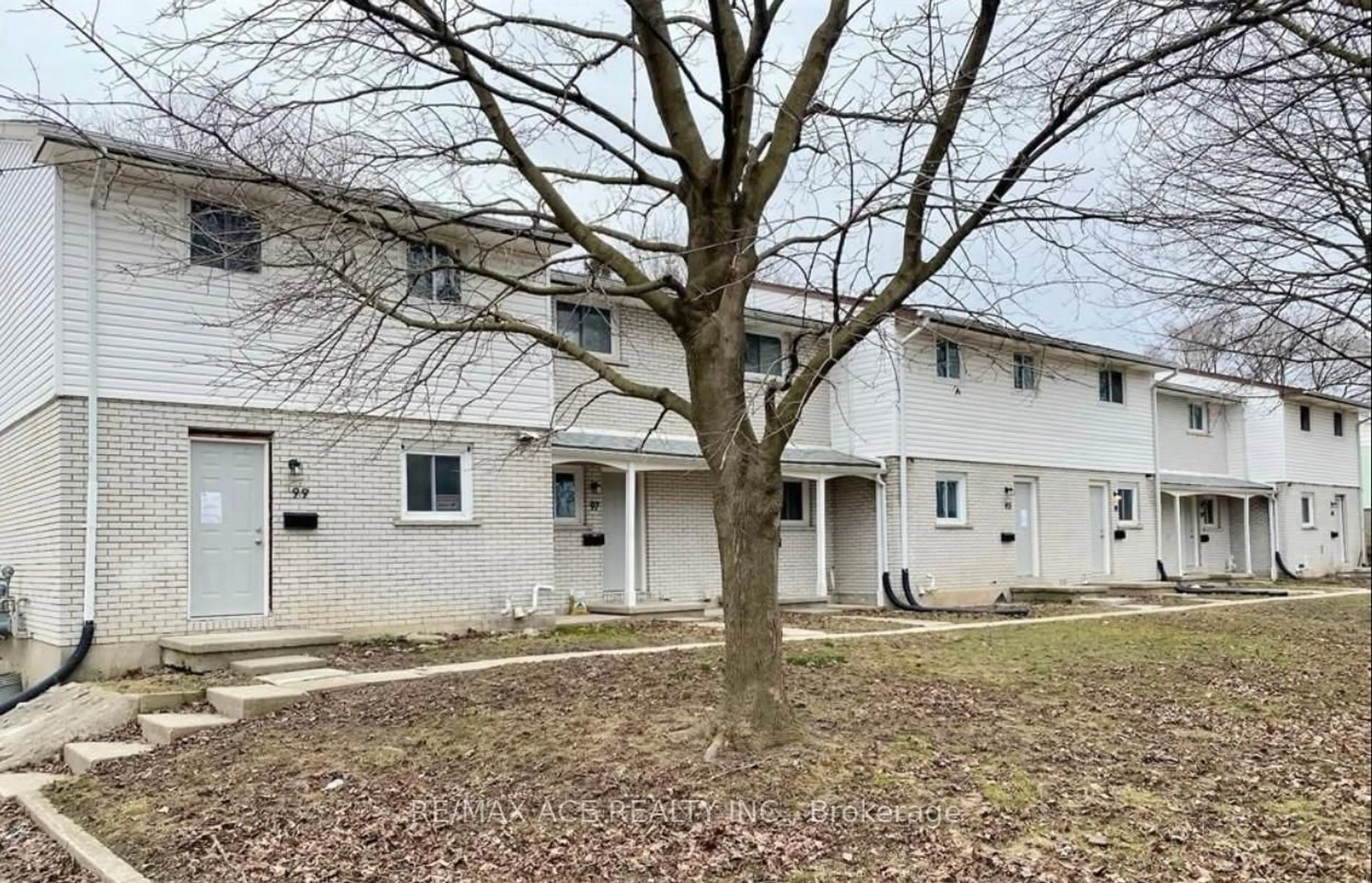 Unknown for 99 Toulon Cres, London East Ontario N5V 1J4