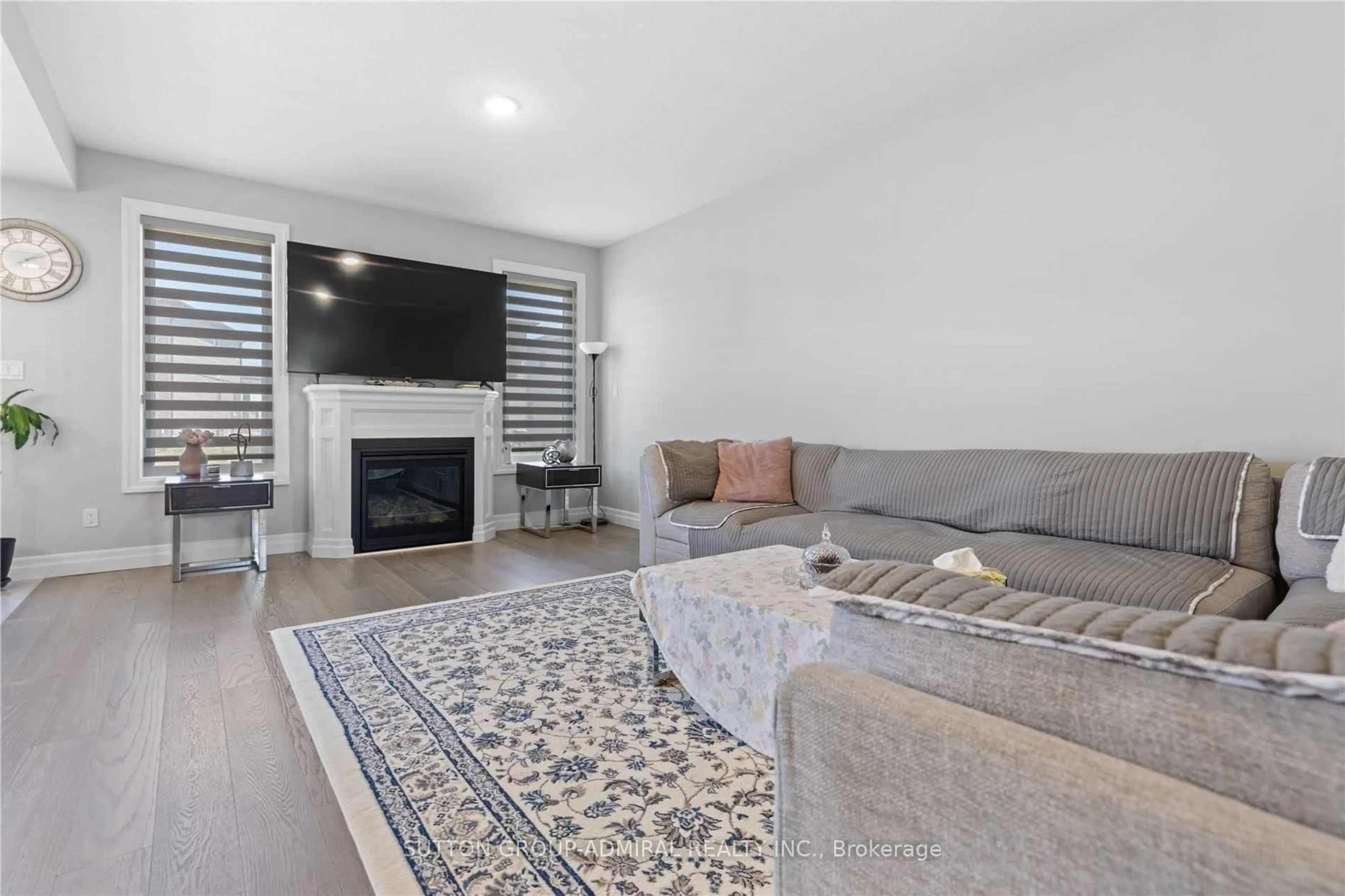 Living room with furniture, unknown for 3730 Somerston Cres, London South Ontario N6L 0G4