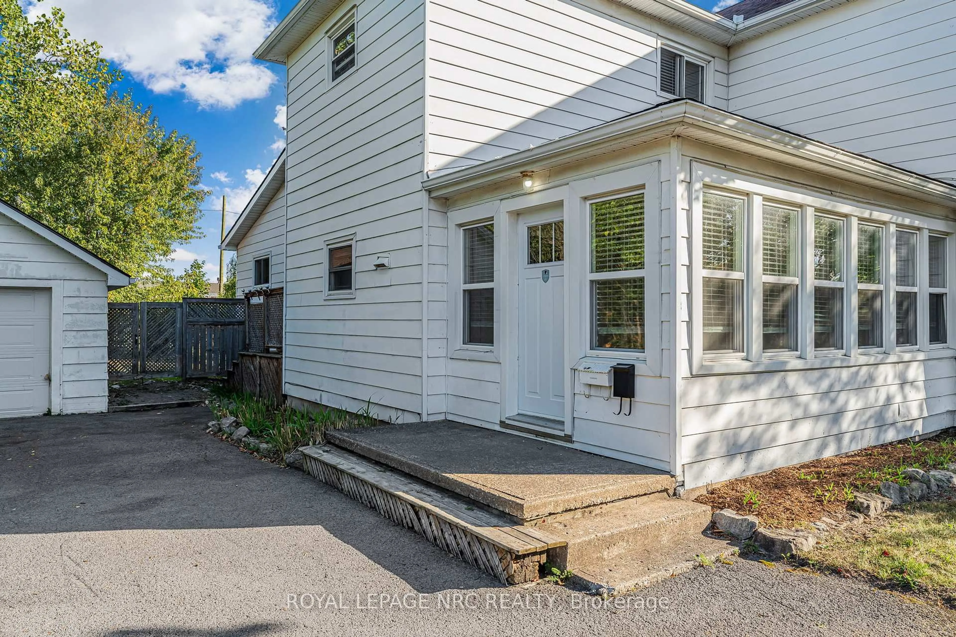 Home with vinyl exterior material, street for 204 GILMORE Rd, Fort Erie Ontario L2A 2M3