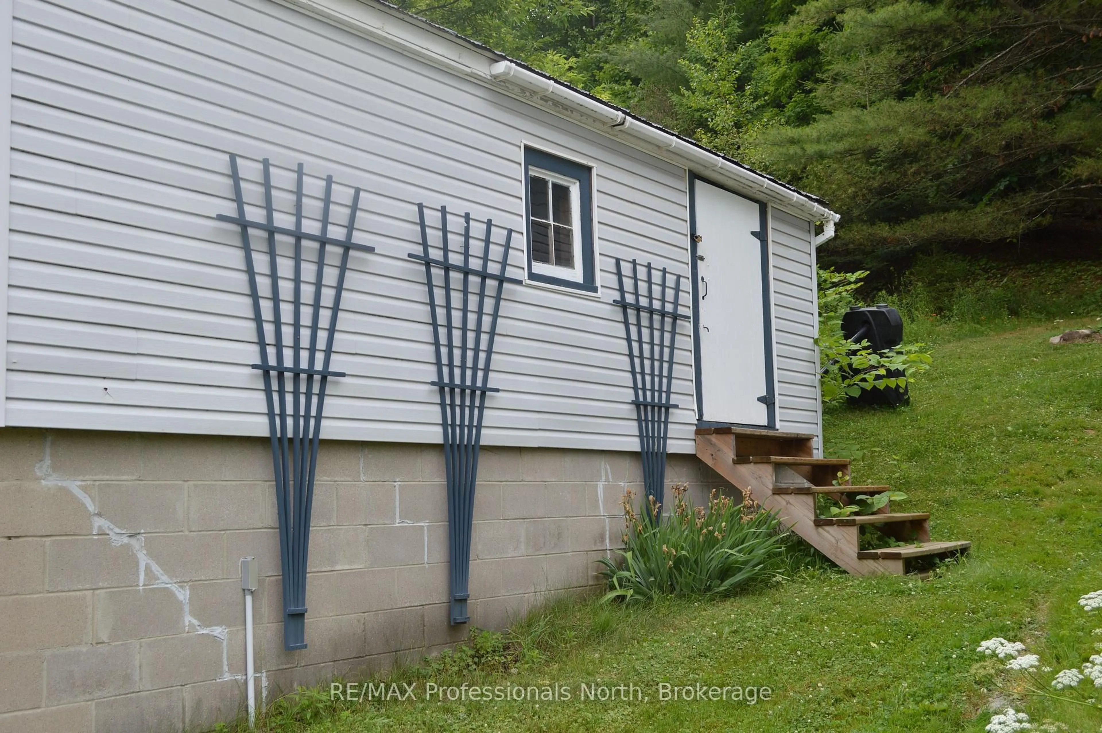 Unknown for 72 Bobcaygeon Rd, Minden Hills Ontario K0M 2K0