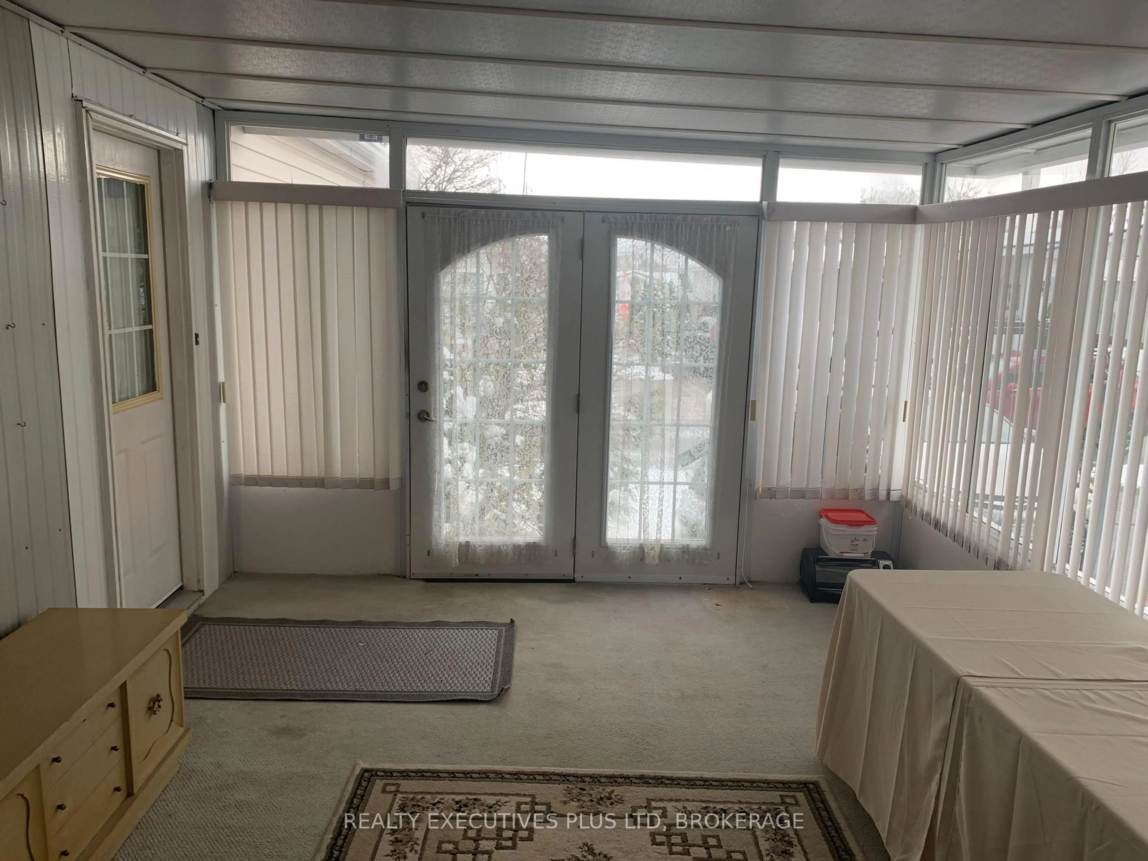 A pic of a room for 3033 Townline Rd #52, Fort Erie Ontario L0R 1S0