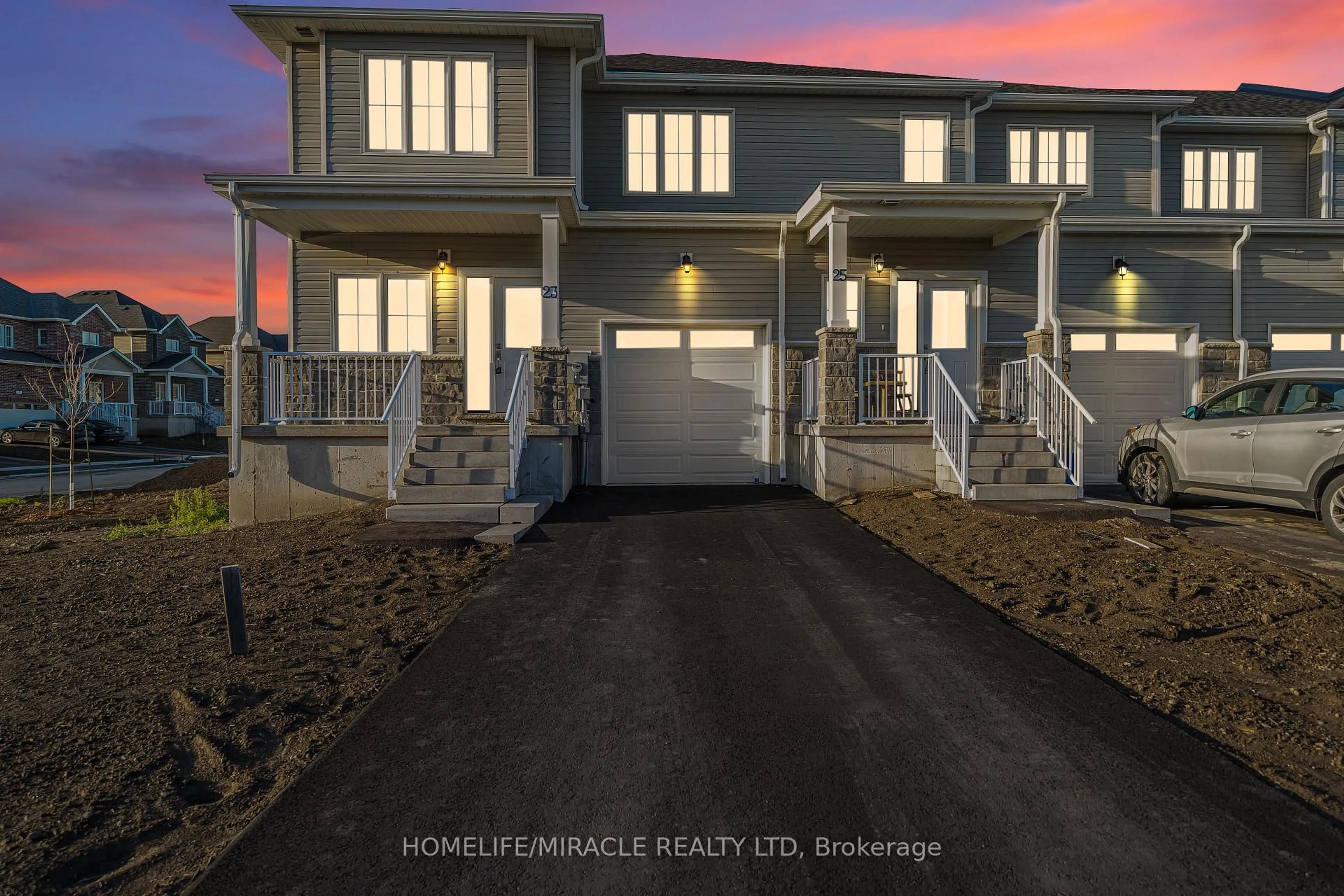 Home with vinyl exterior material, street for 23 Lincoln Dr, Belleville Ontario K8N 0T6