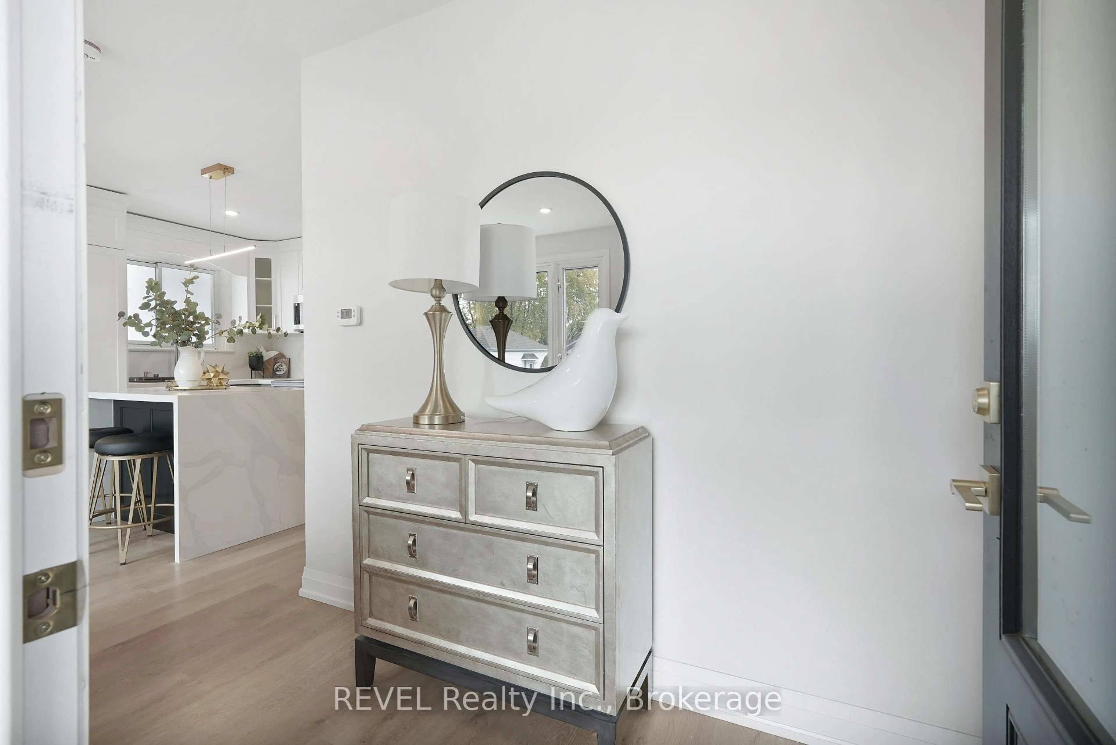 Unknown for 6483 Monroe St, Niagara Falls Ontario L2G 2G9