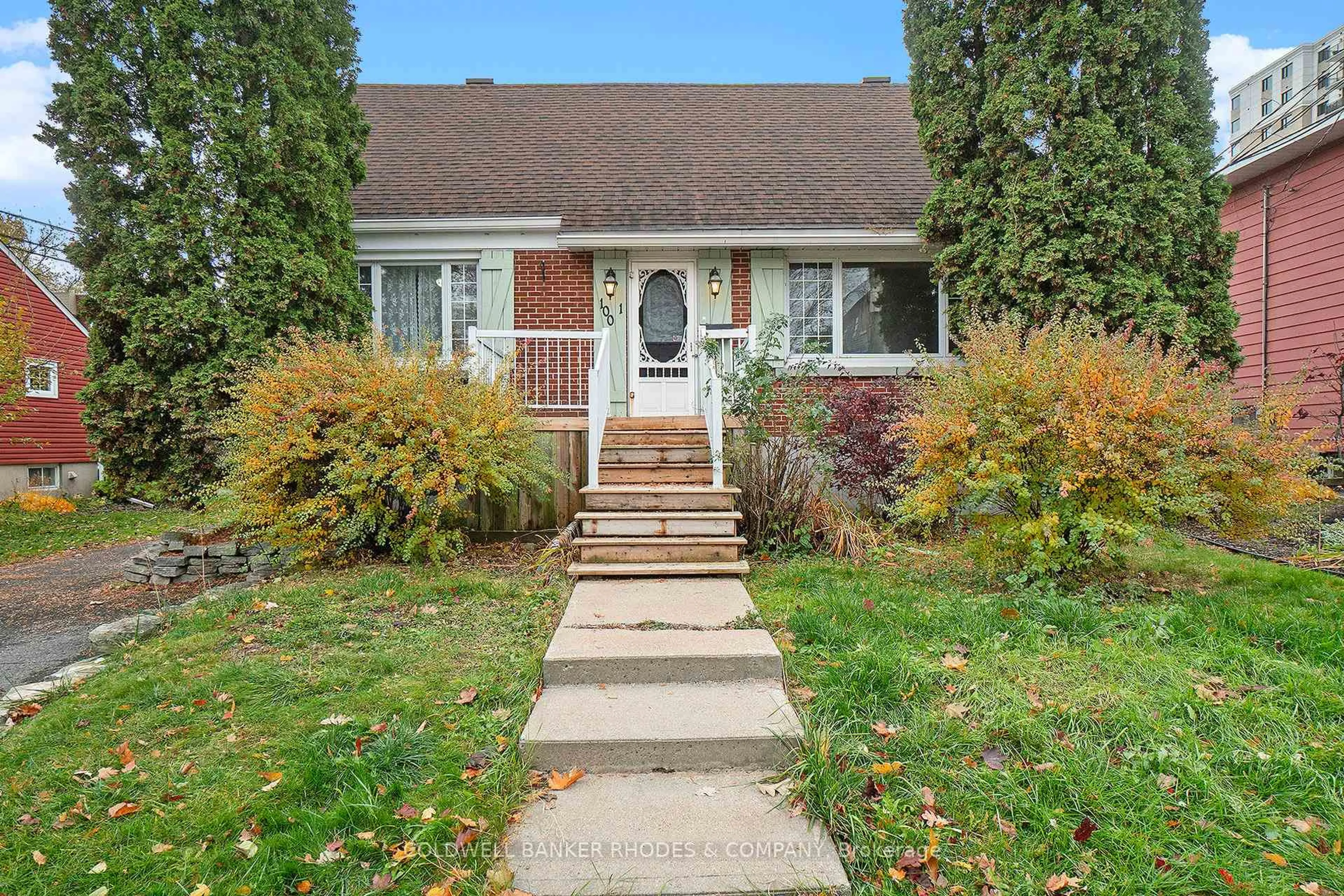 Home with brick exterior material, street for 100 Prince Albert St, Ottawa Ontario K1K 2A1