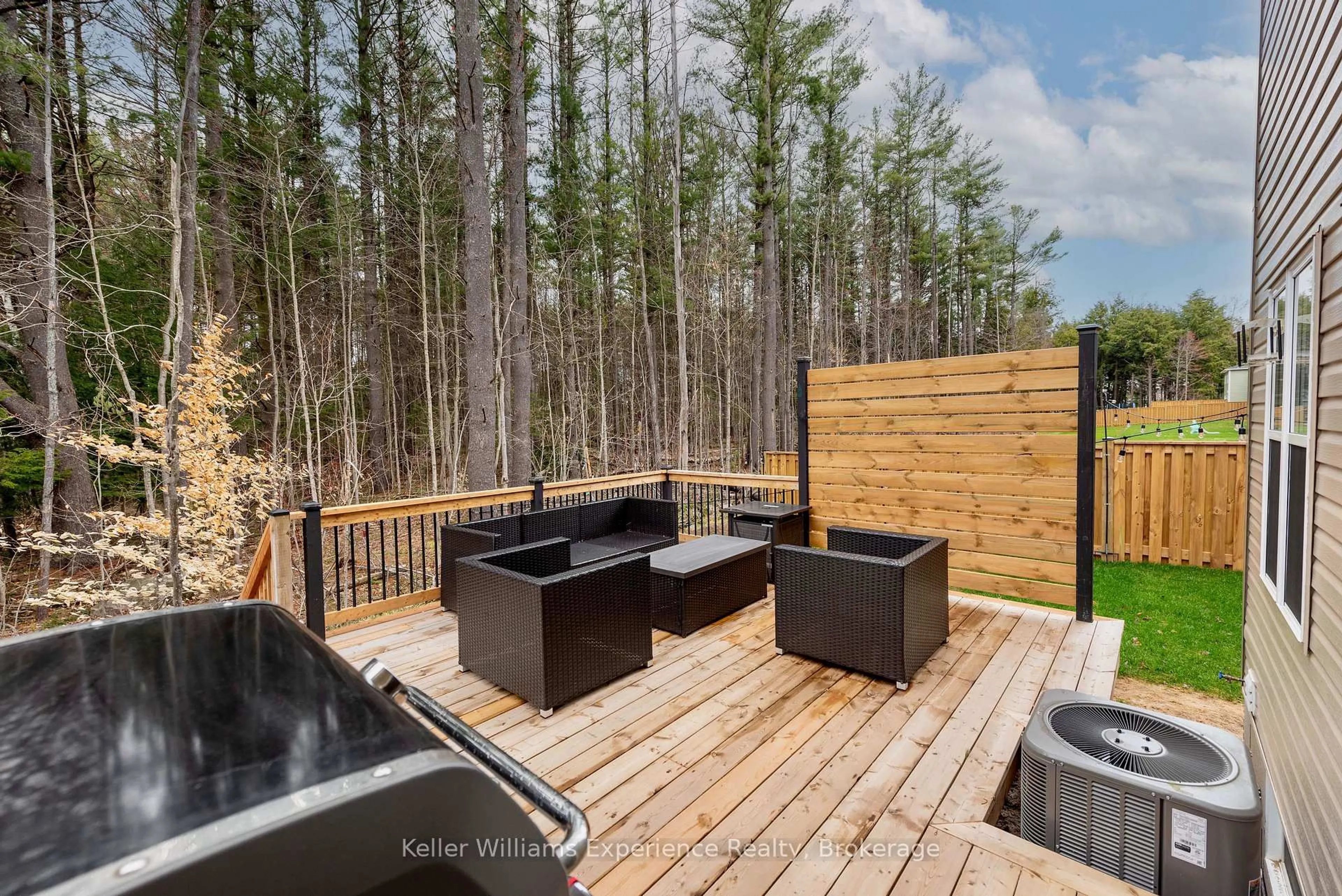Patio, forest/trees view for 31 Nicole Park Crt, Bracebridge Ontario P1L 0C8