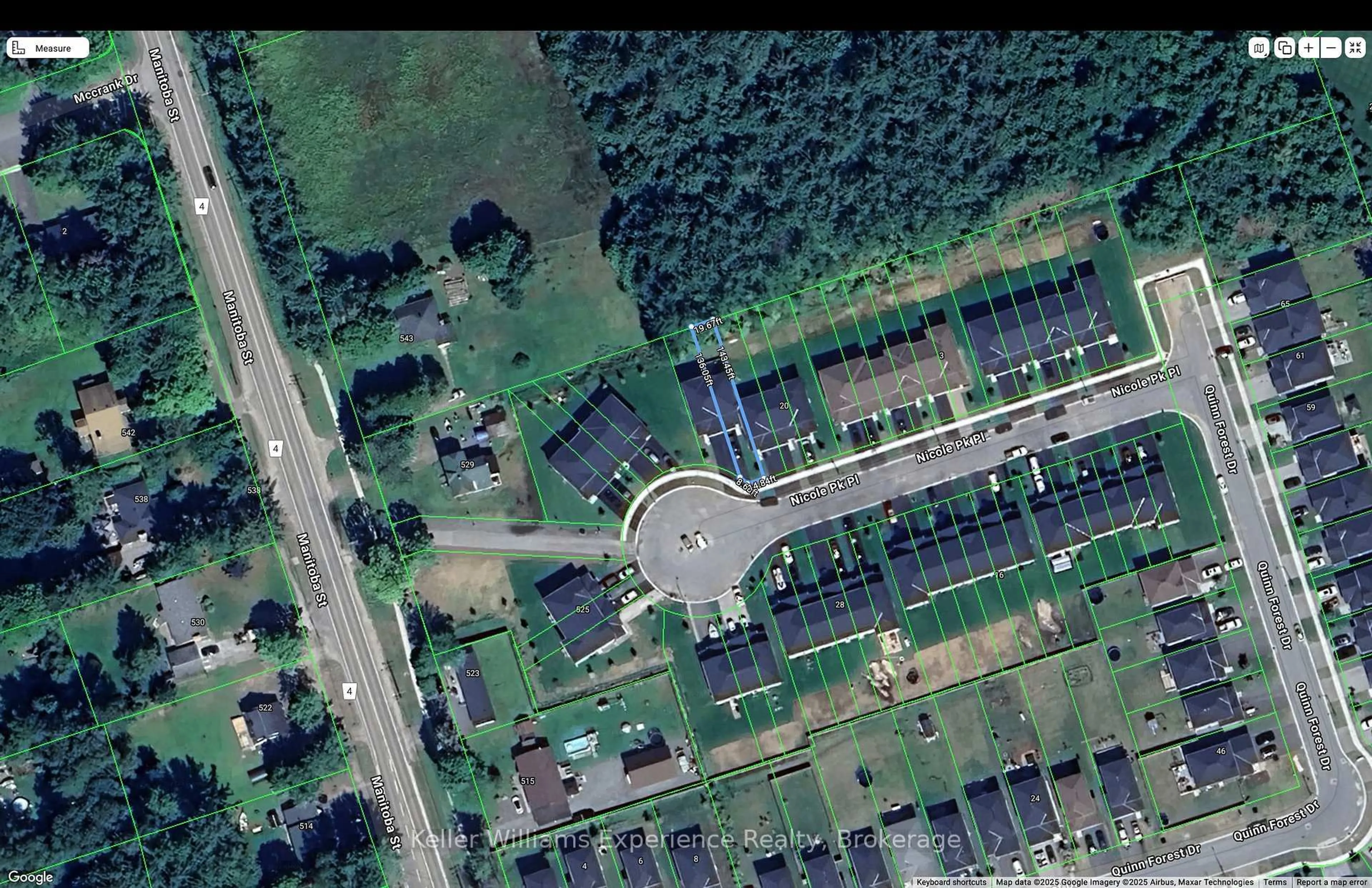 A pic from outside/outdoor area/front of a property/back of a property/a pic from drone, street for 31 Nicole Park Crt, Bracebridge Ontario P1L 0C8