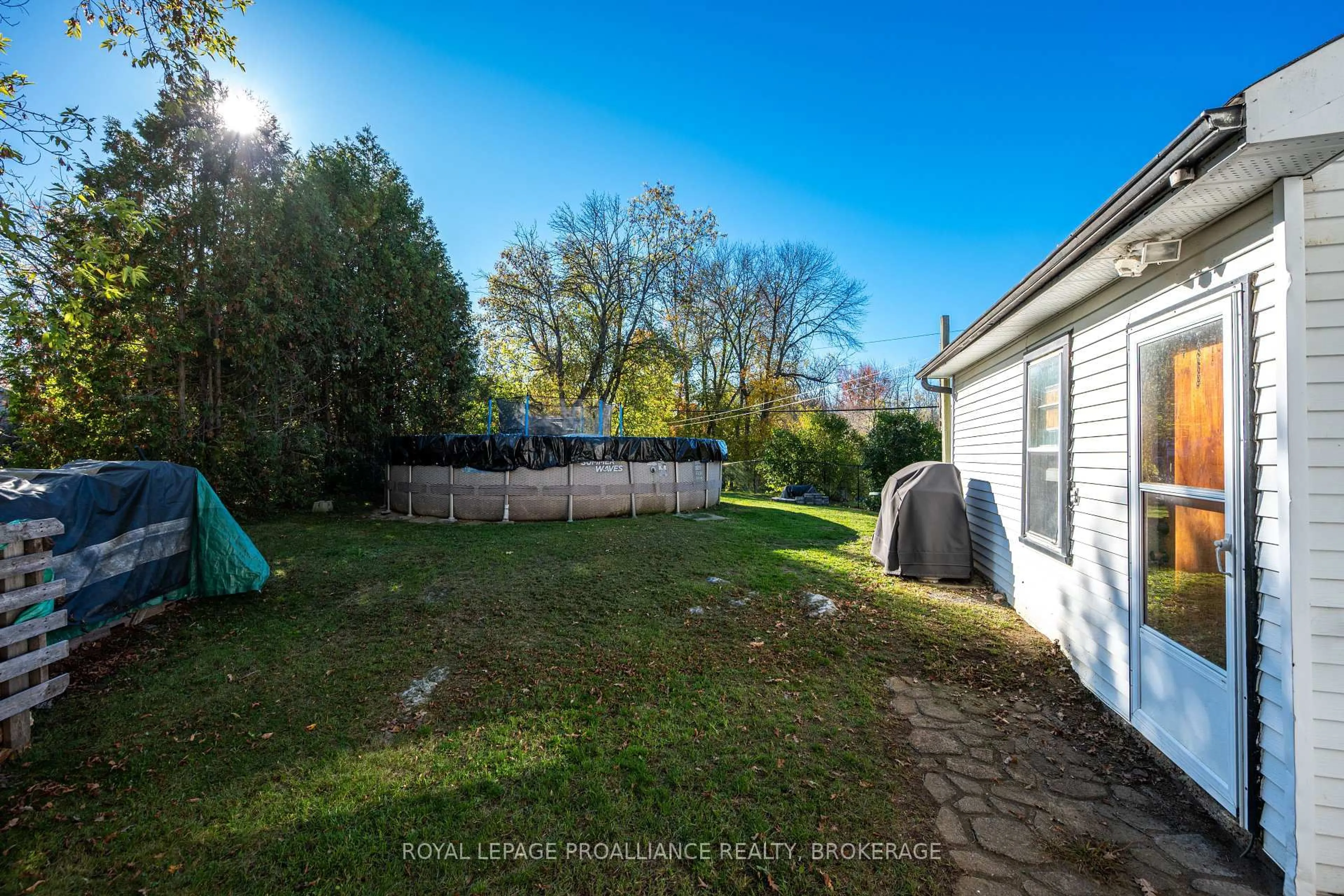 A pic from outside/outdoor area/front of a property/back of a property/a pic from drone, street for 4376 Bellrock Rd, Verona Ontario K0H 2W0