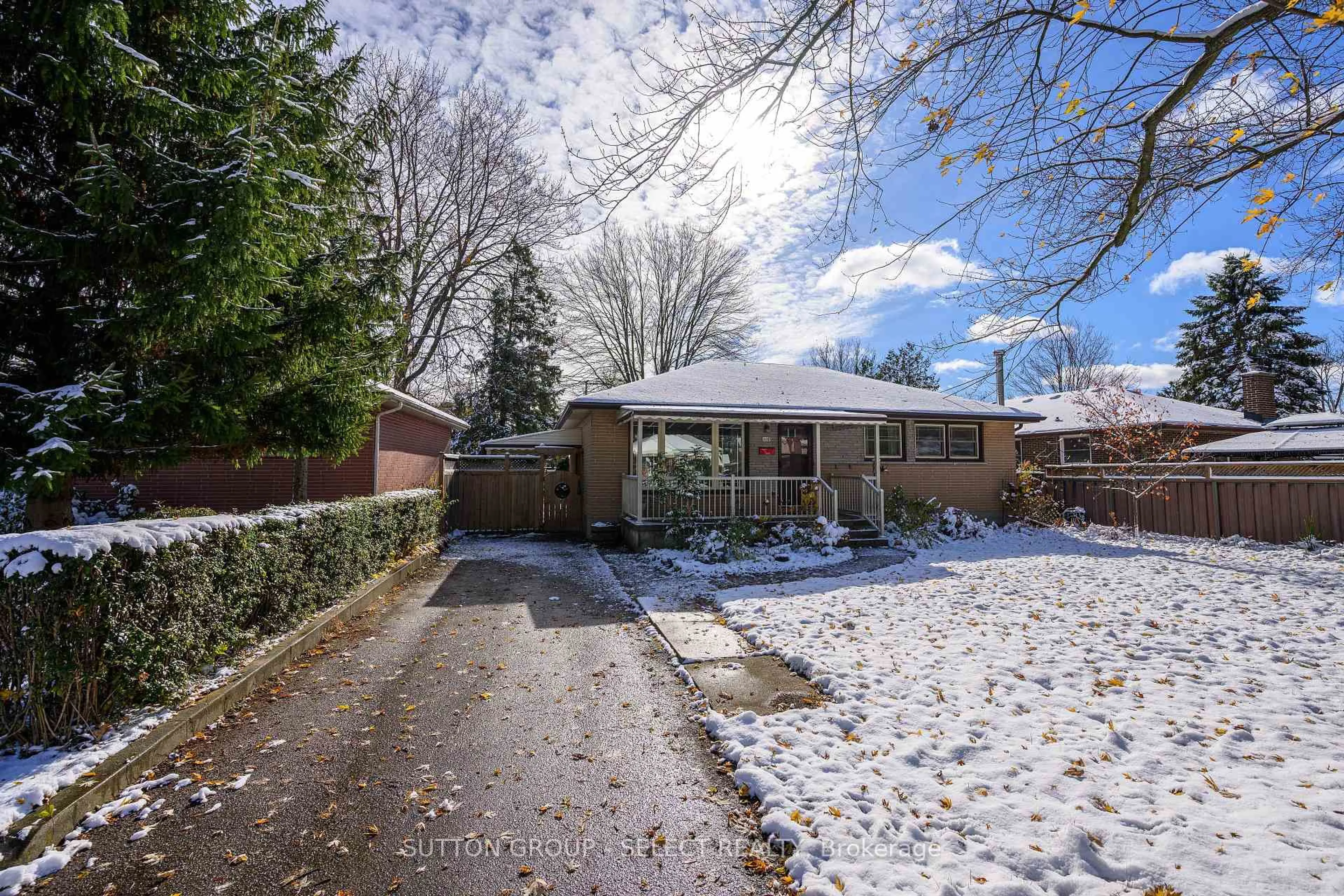 Unknown for 110 Laurentian Dr, London East Ontario N5W 1P2