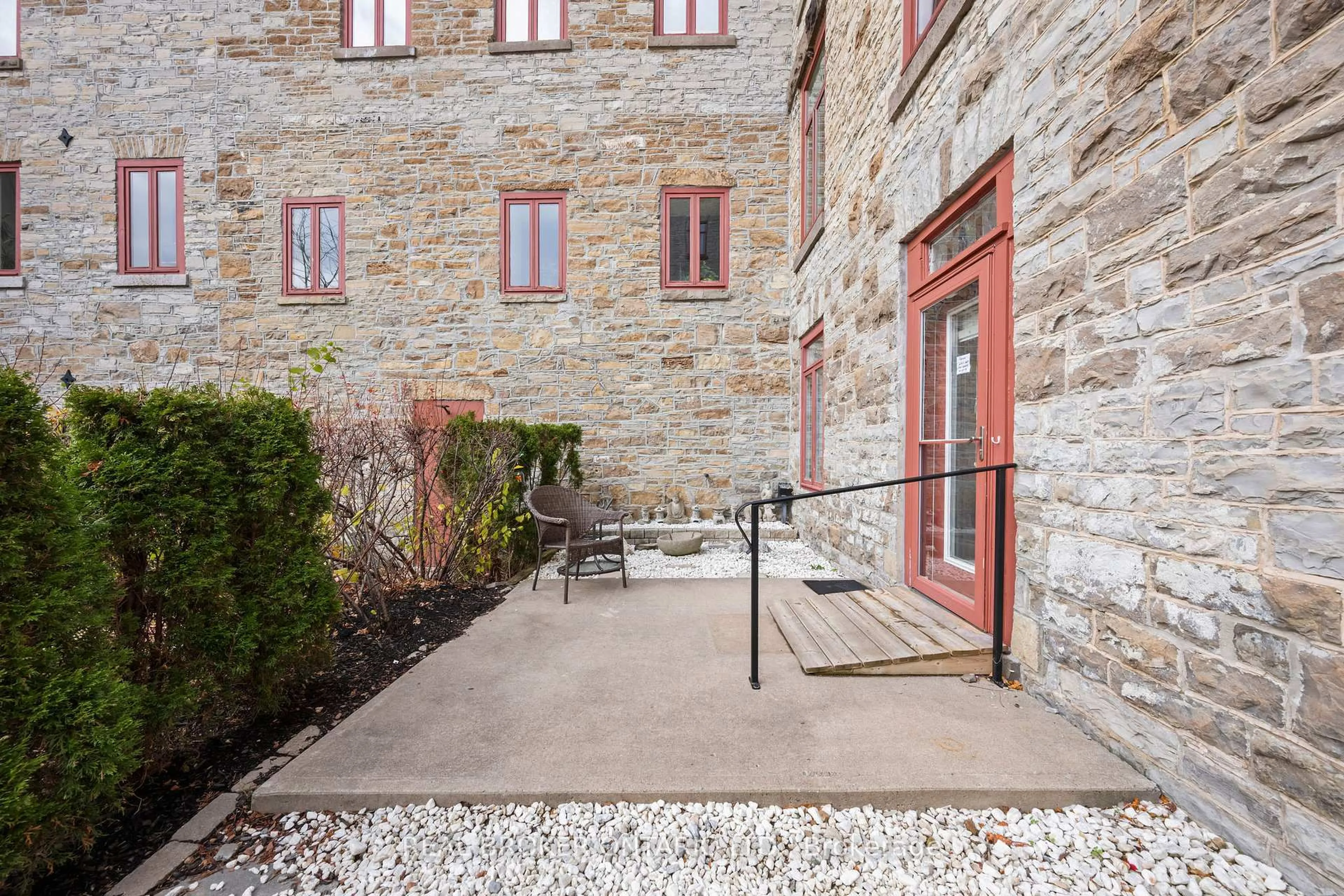 Patio, building for 1 Rosamond St #6, Almonte Ontario K0A 1A0