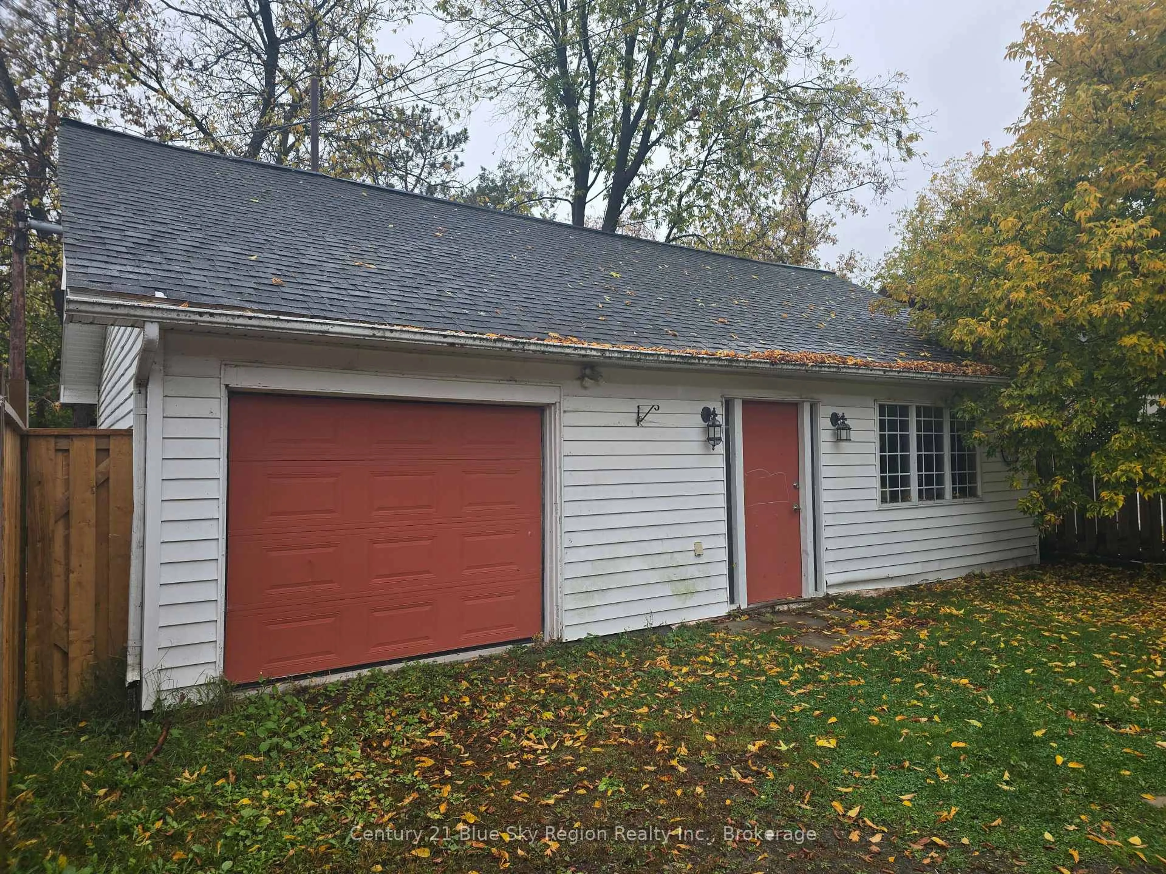 Unknown for 171 Fifth Ave, North Bay Ontario P1B 3N4