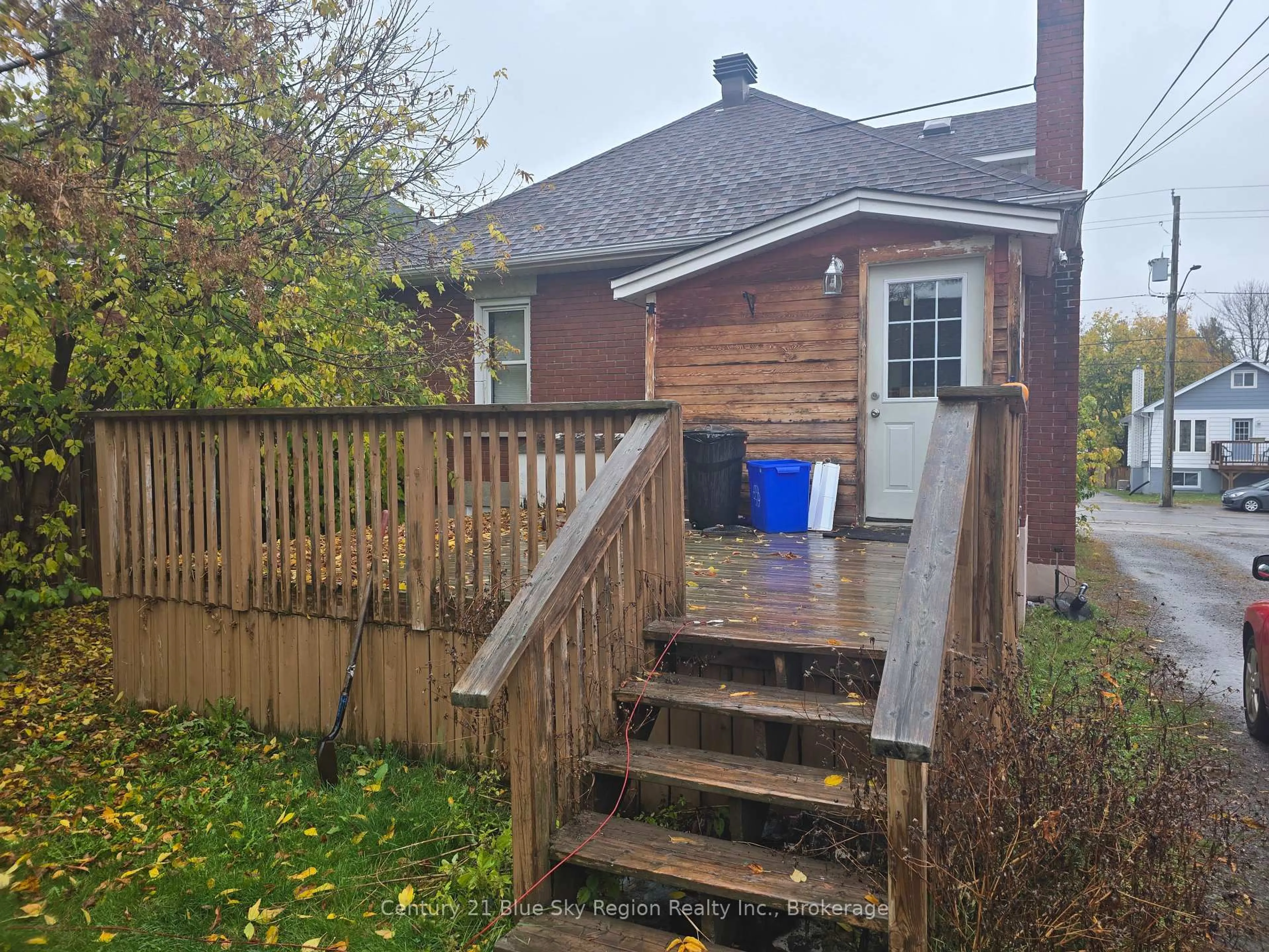 Unknown for 171 Fifth Ave, North Bay Ontario P1B 3N4