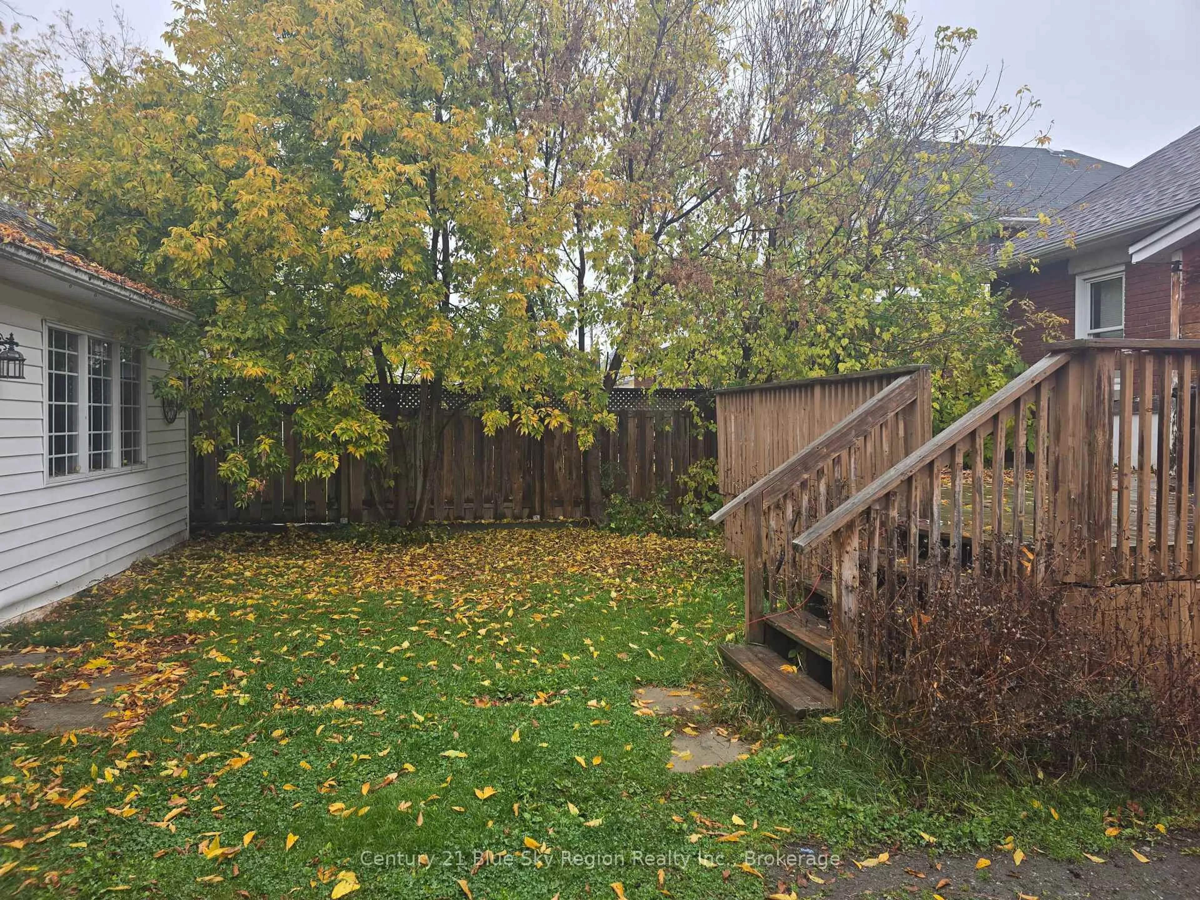 Unknown for 171 Fifth Ave, North Bay Ontario P1B 3N4