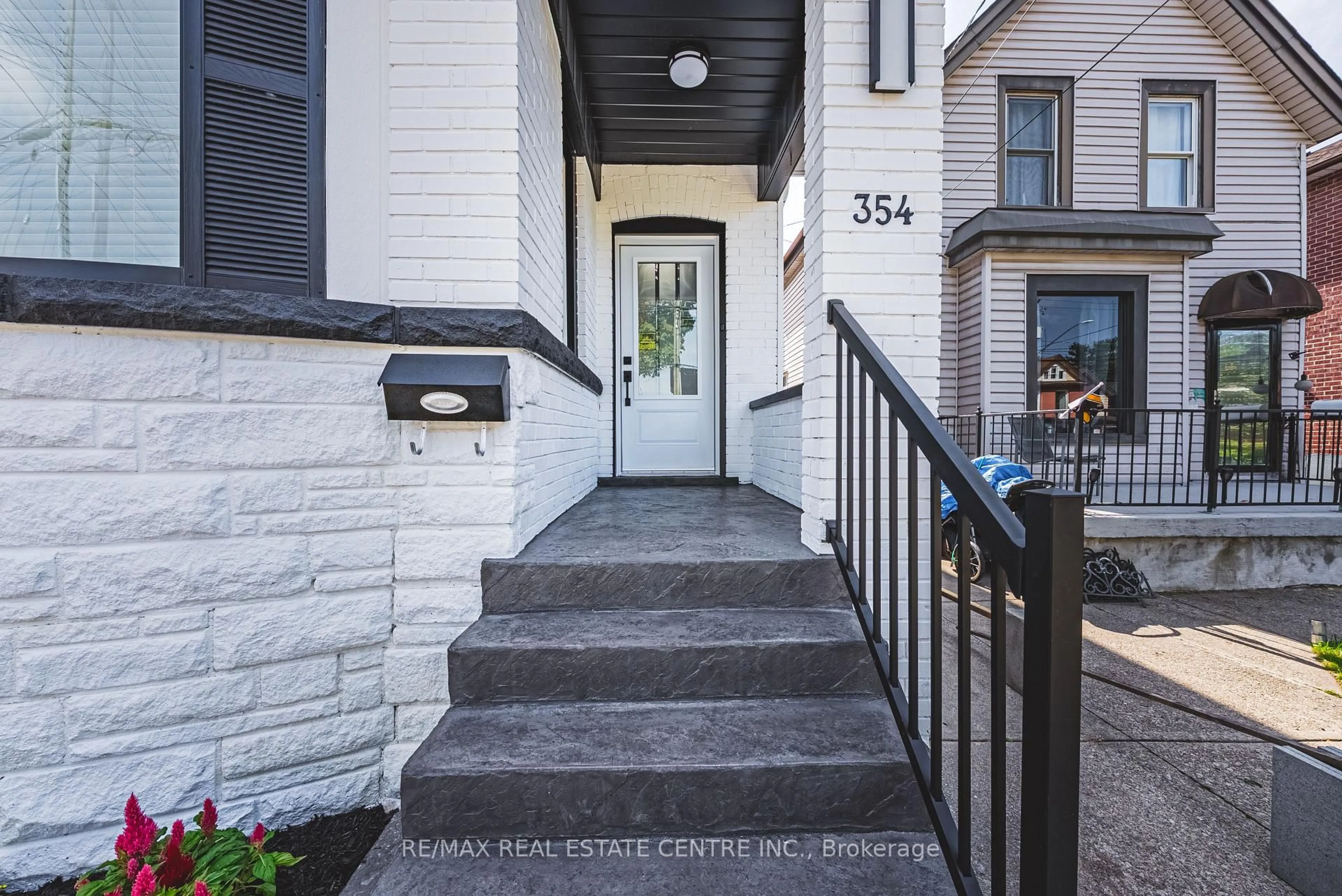 Unknown for 354 Cumberland Ave, Hamilton Ontario L8M 2A2