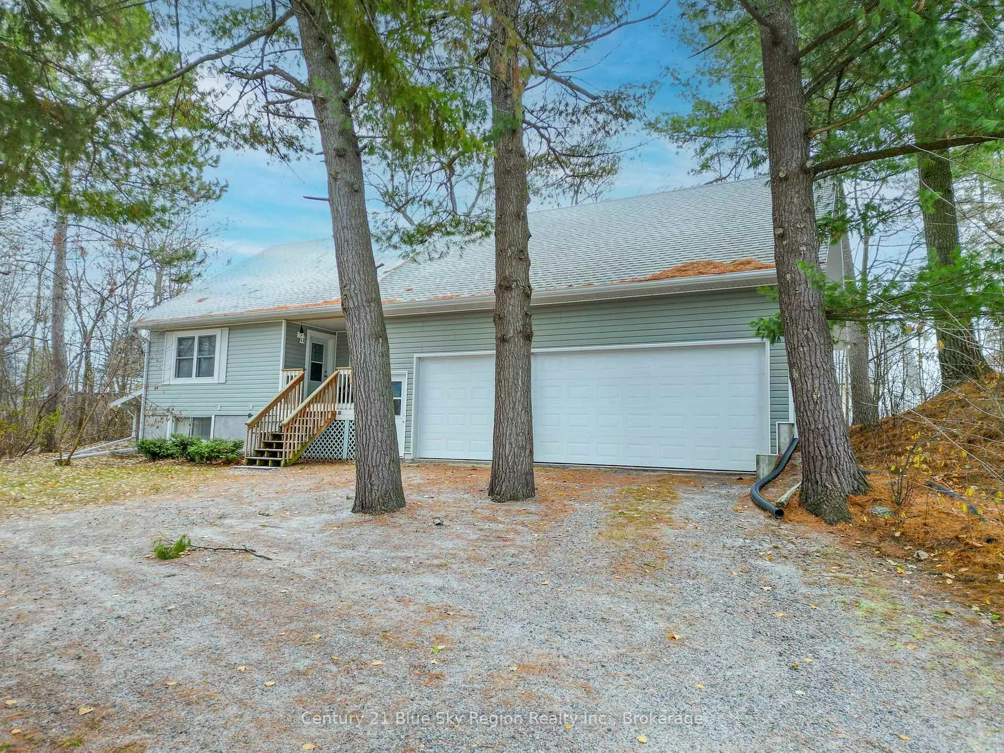 Unknown for 10 Toronto St, Callander Ontario P0H 1H0