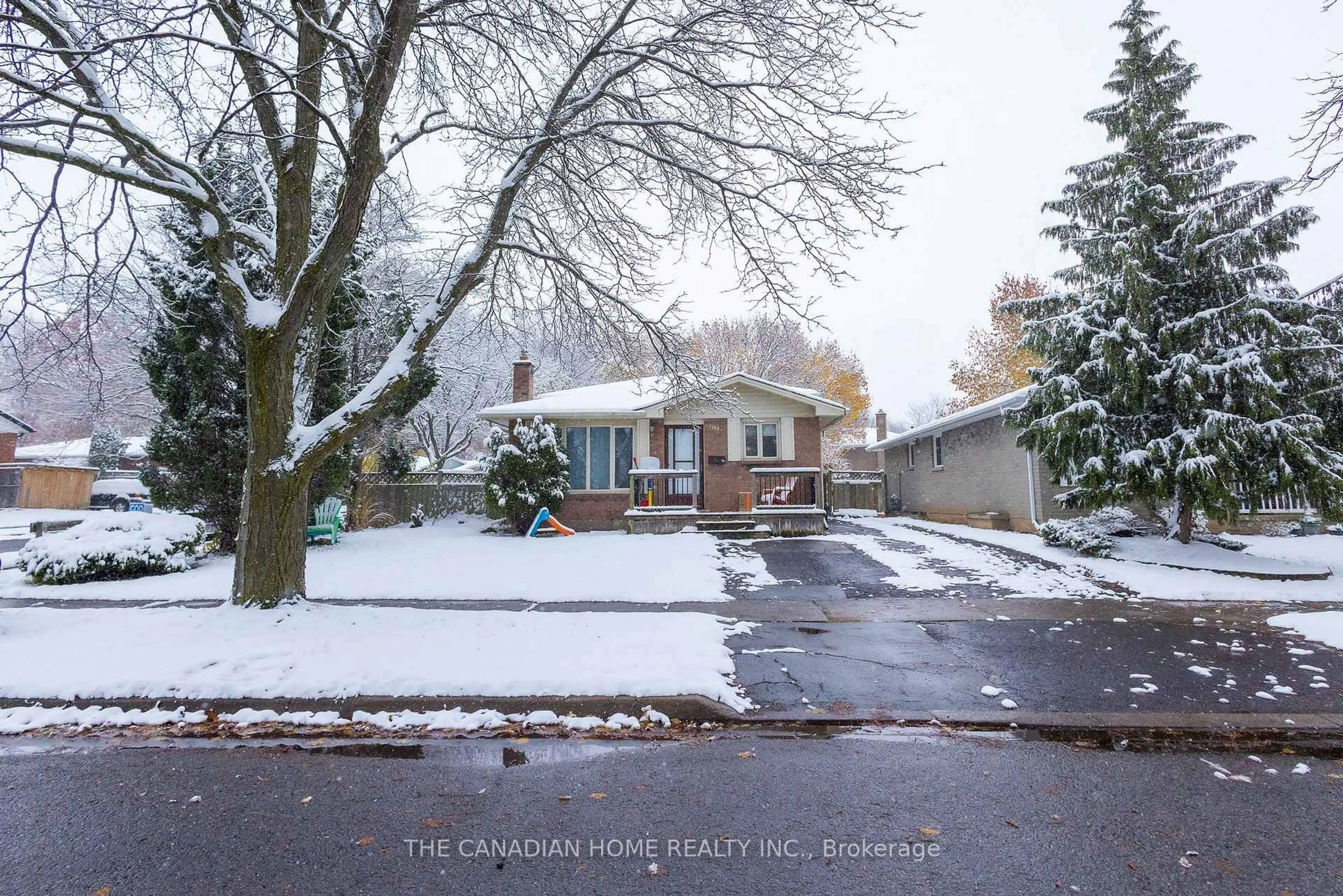 Unknown for 7789 Ethel St, Niagara Falls Ontario L2H 2M9