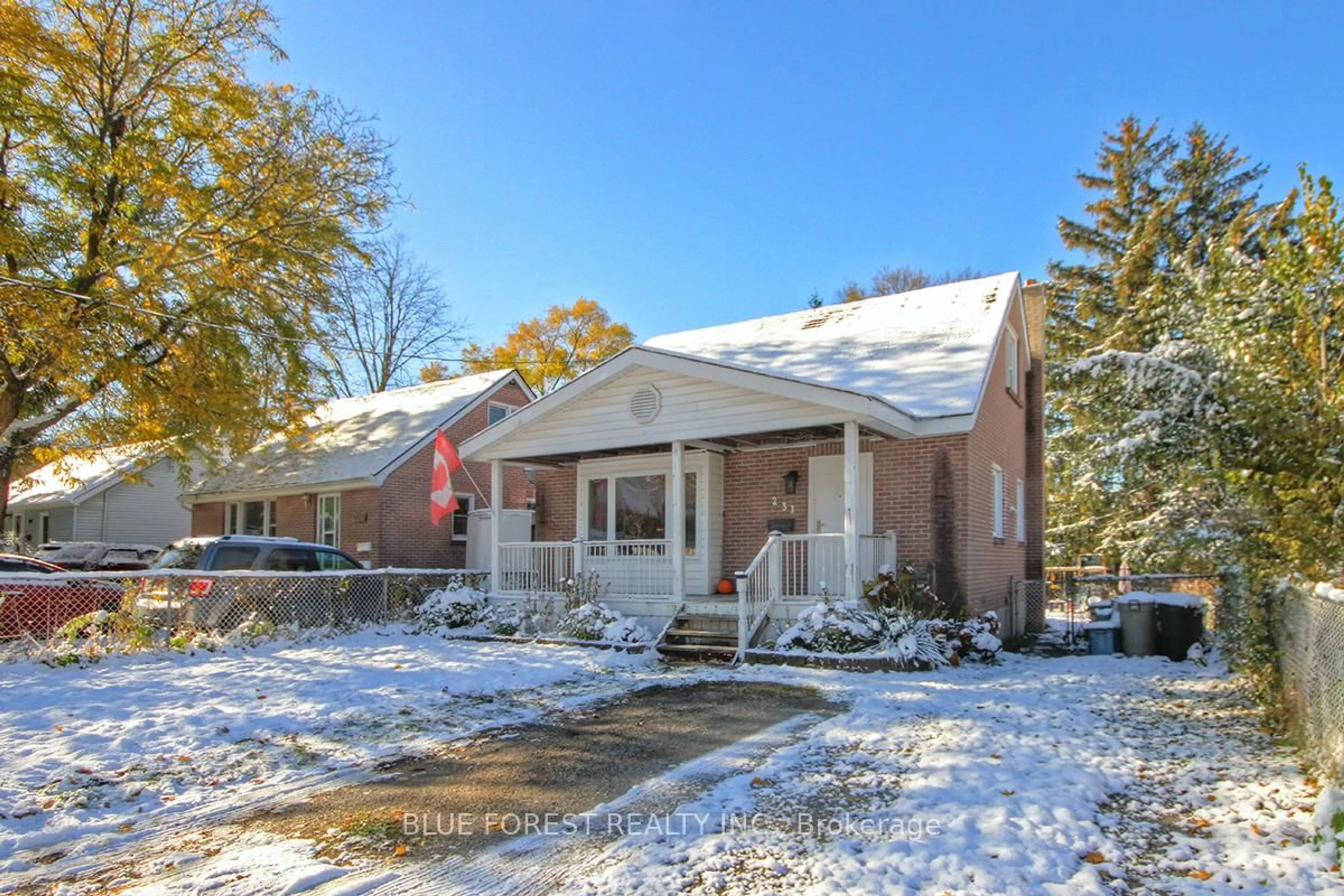 Unknown for 231 Taylor St, London East Ontario N5Y 2J6