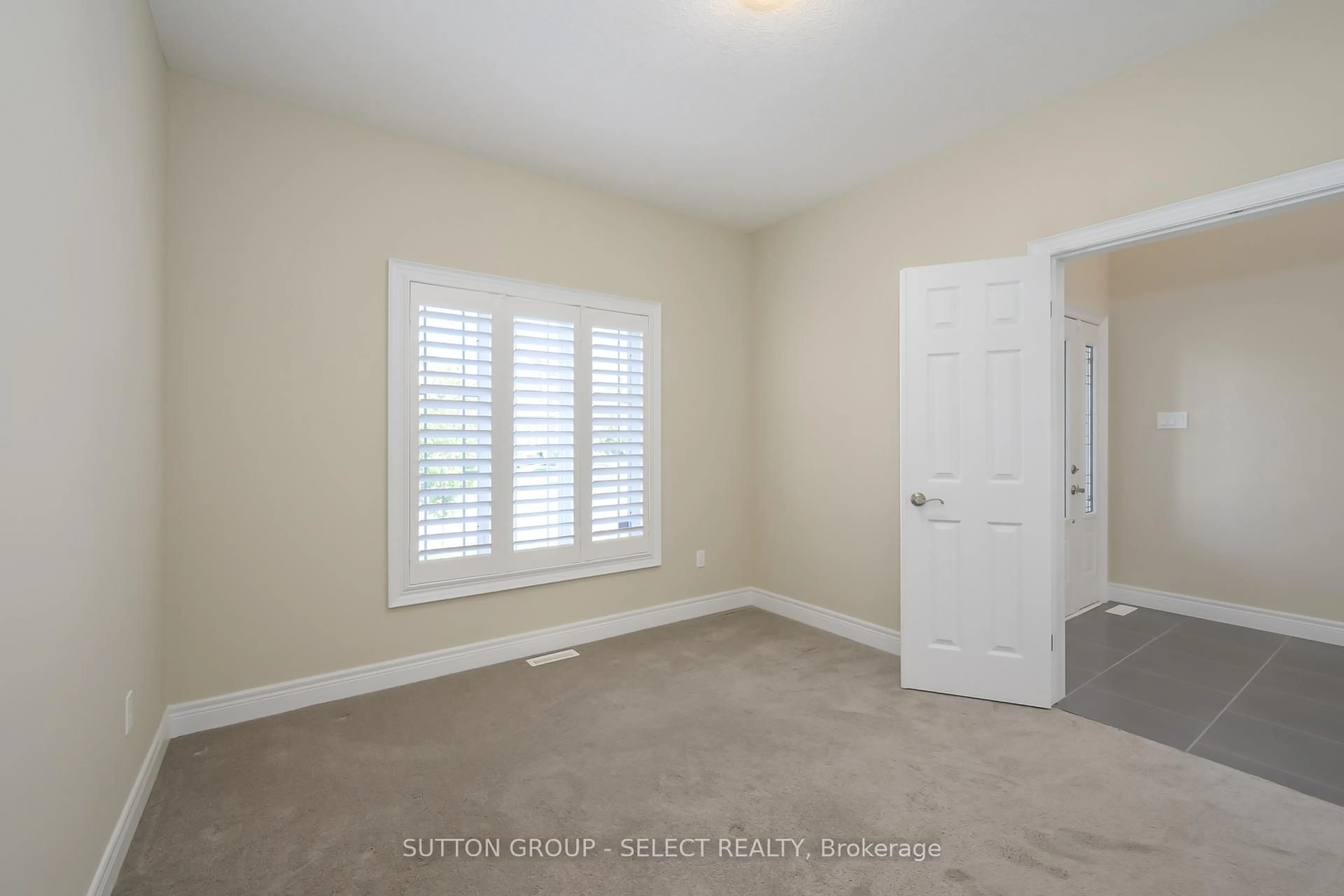 A pic of a room for 88 Bradwell Chse, London North Ontario N6G 0P3