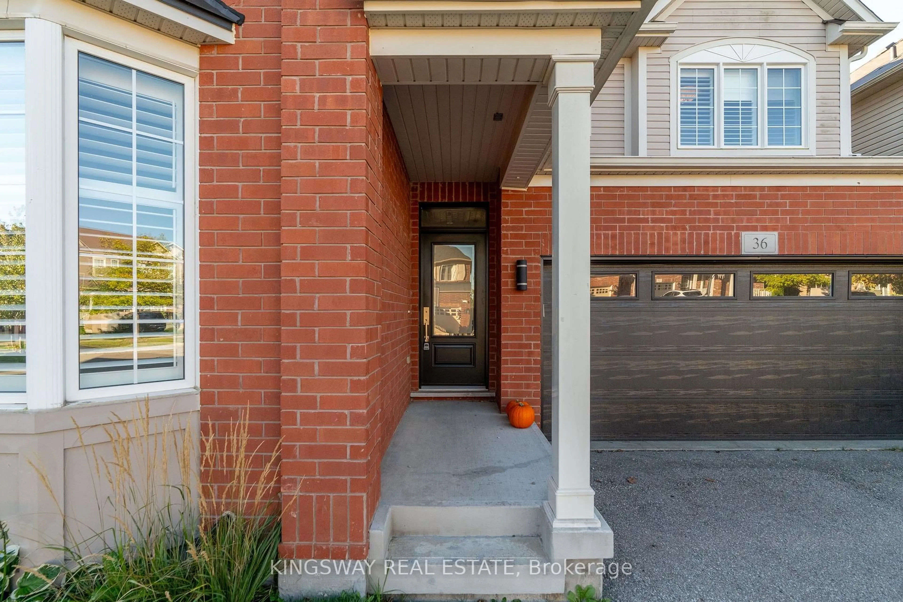 Home with brick exterior material, street for 36 BEATTIE Cres, Cambridge Ontario N3C 0C8