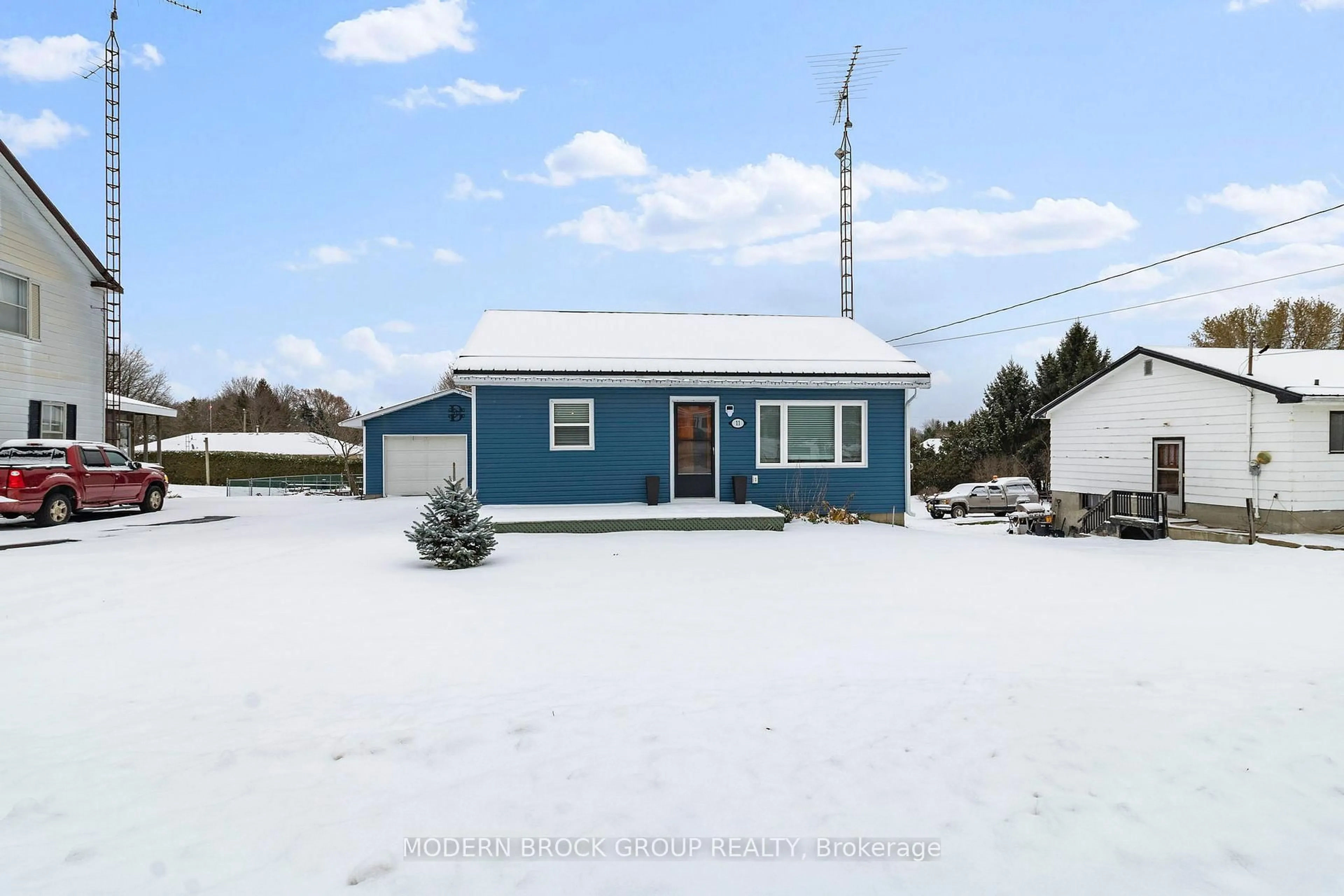 Unknown for 11 Main St, Athens Ontario K0E 1B0