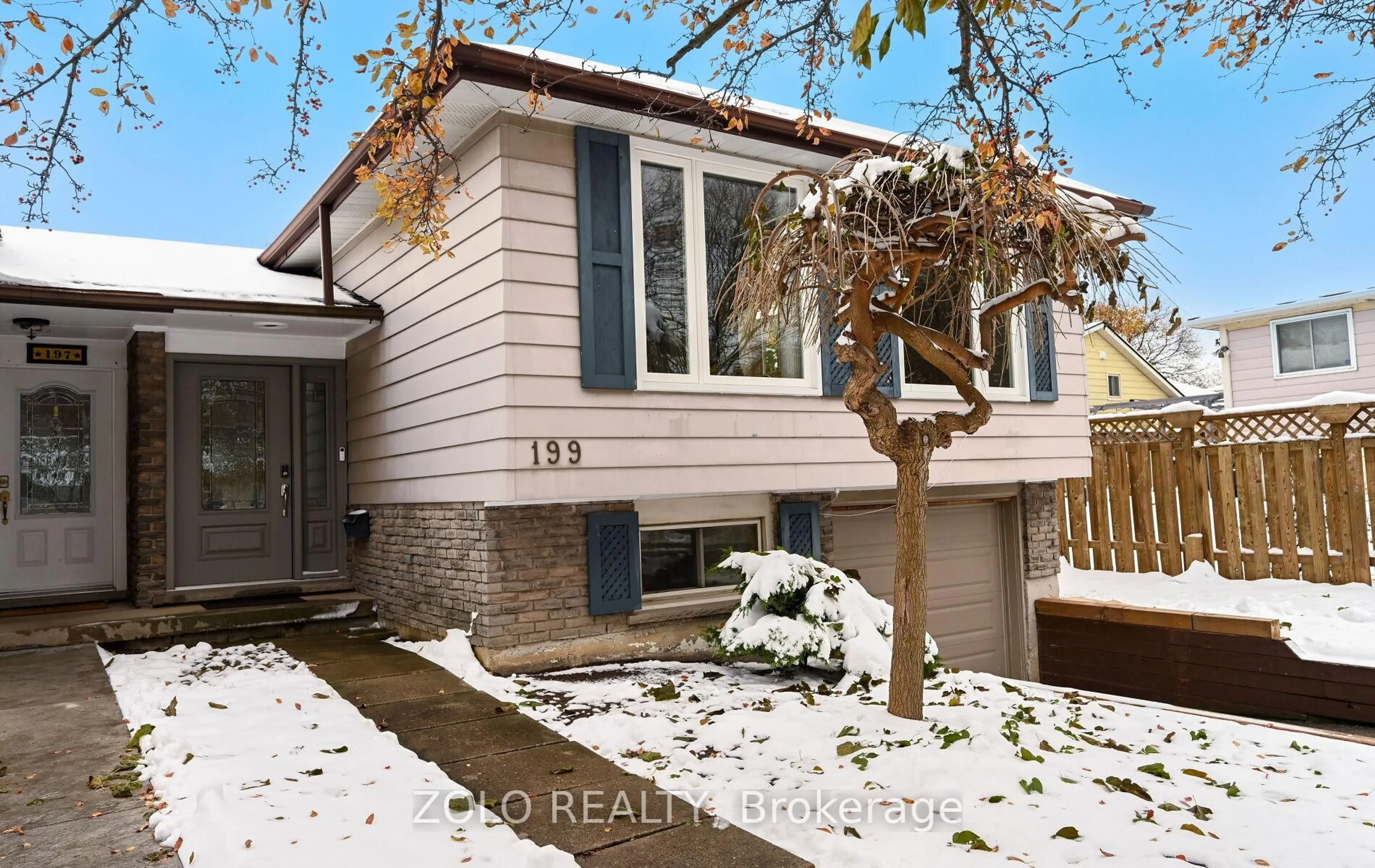 Home with vinyl exterior material, street for 199 Wendover Dr, Hamilton Ontario L9C 5X6