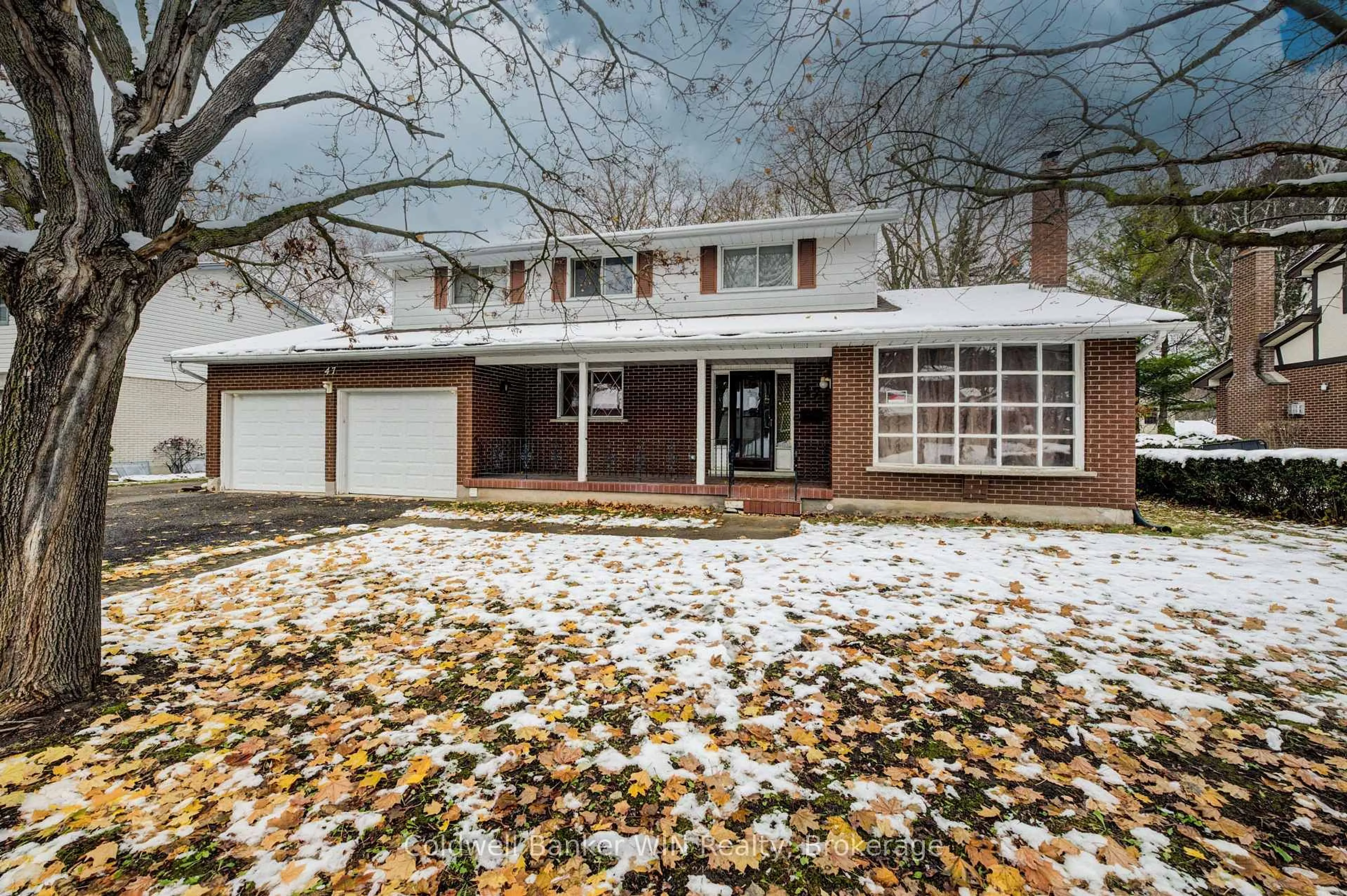 Unknown for 47 Academy Cres, Waterloo Ontario N2L 5H8