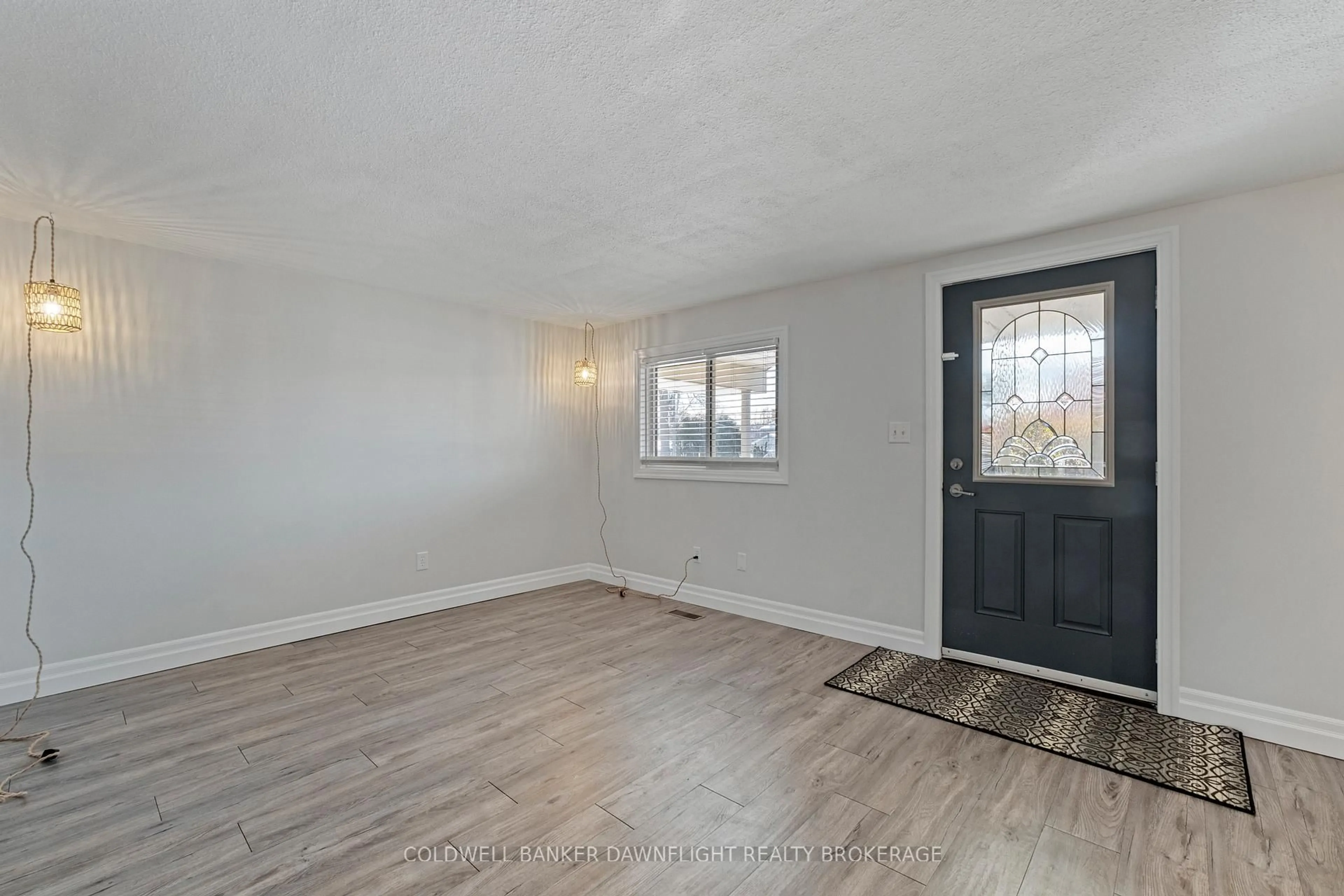 A pic of a room for 208 Victoria Ave, South Huron Ontario N0M 1M0